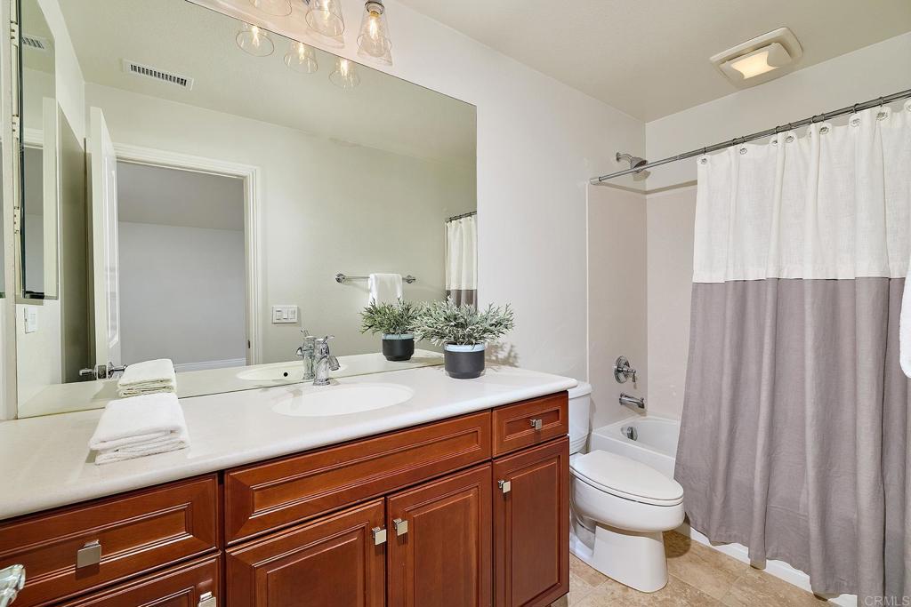 3230 Corte Aliso