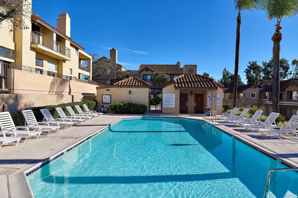 1055 FICUS LANE