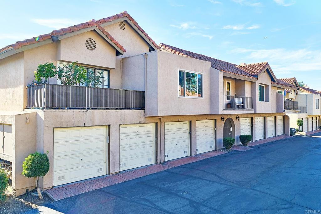 1055 FICUS LANE