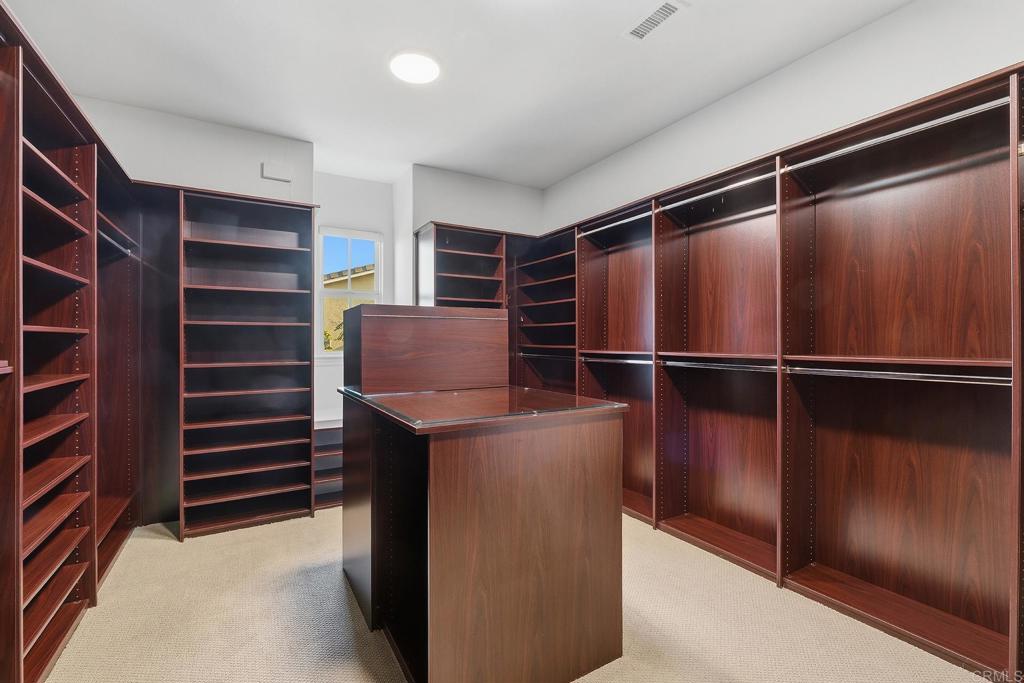 3205 Sitio Montecillo