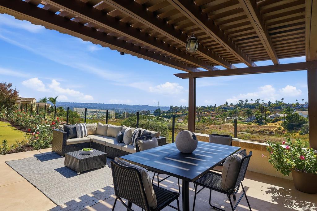 3205 Sitio Montecillo