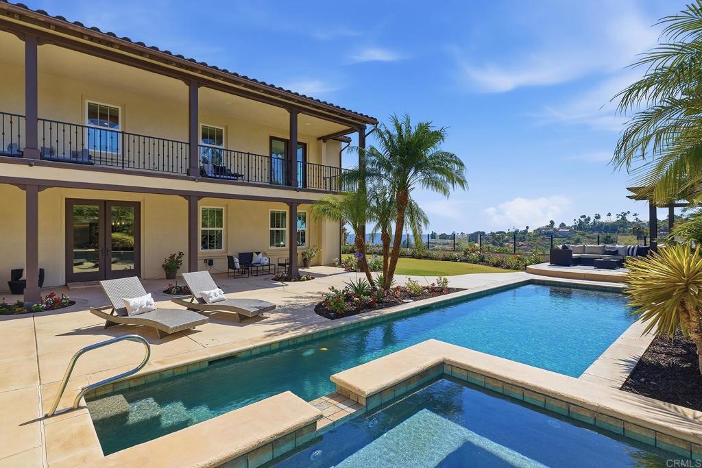 3205 Sitio Montecillo