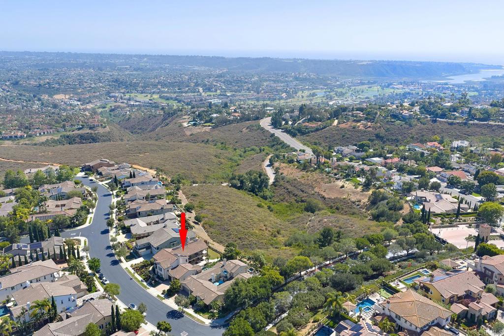 3205 Sitio Montecillo