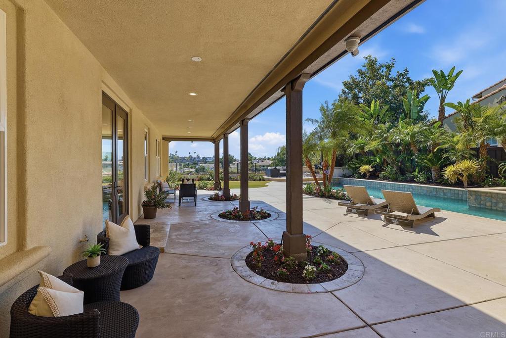 3205 Sitio Montecillo