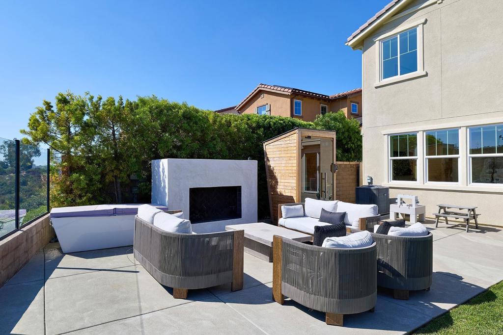 6683 AGAVE CIRCLE