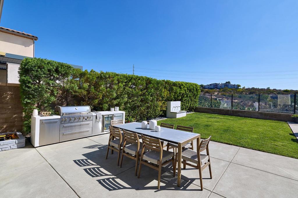 6683 AGAVE CIRCLE