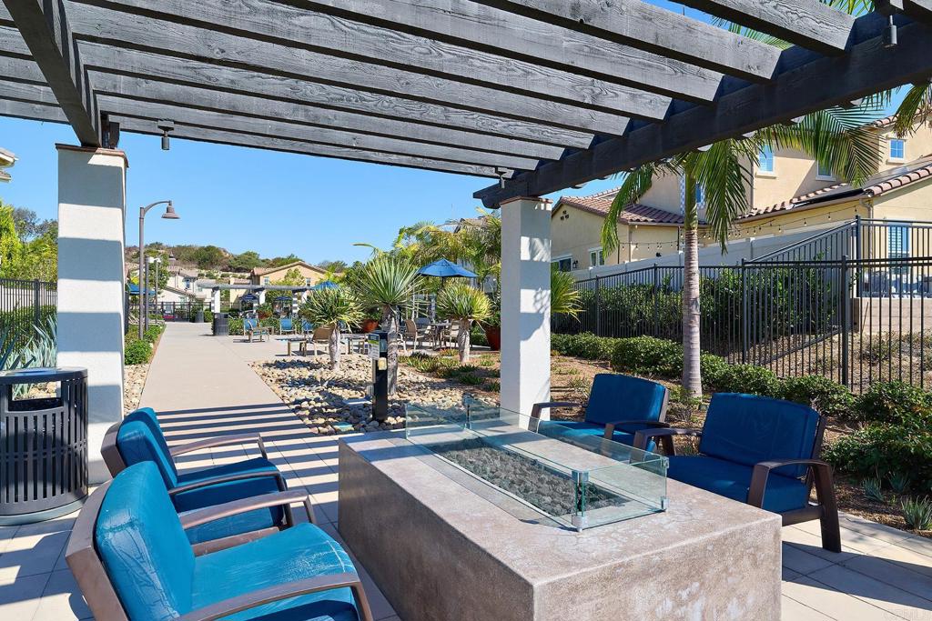 6683 AGAVE CIRCLE