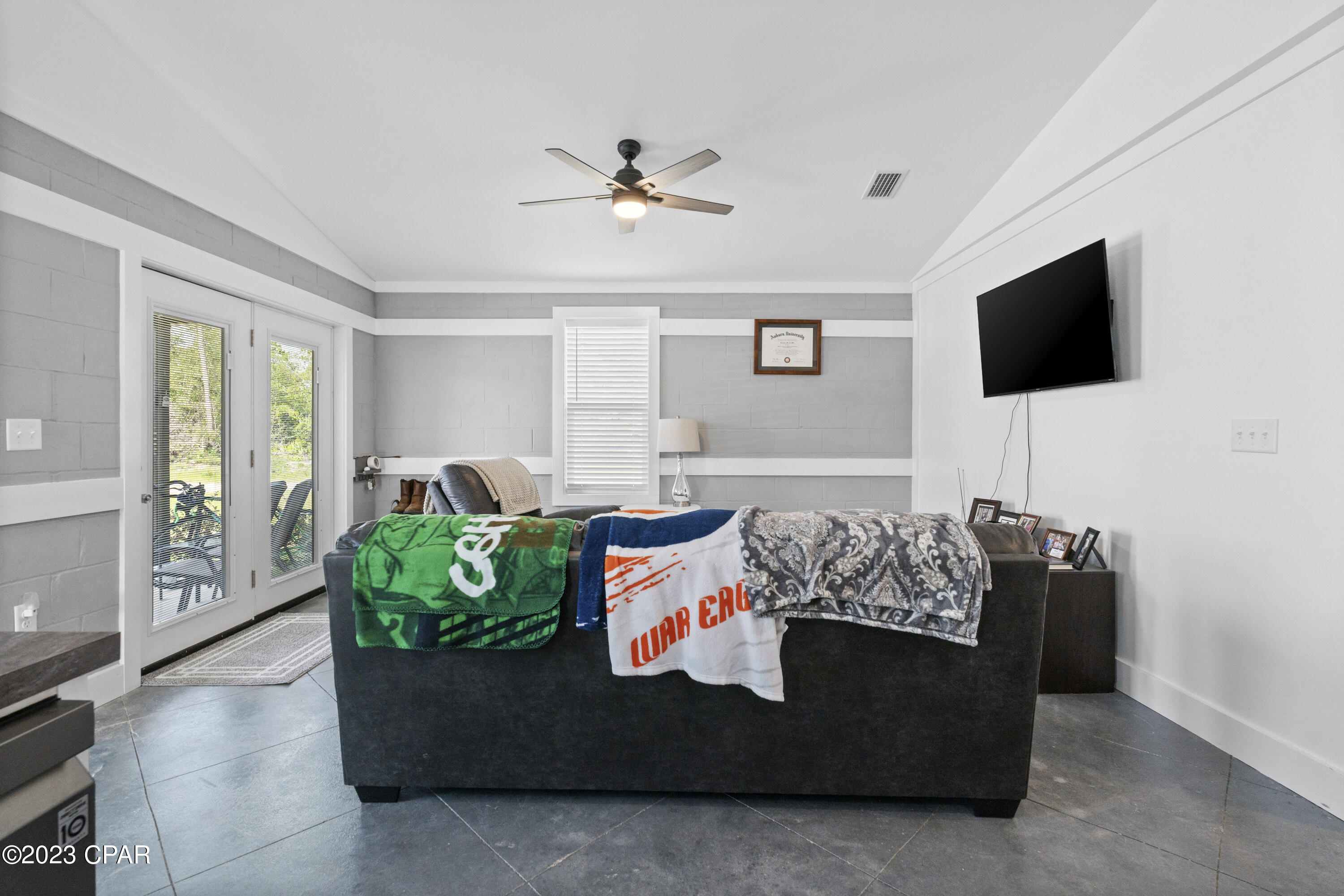 13701 Statler Avenue