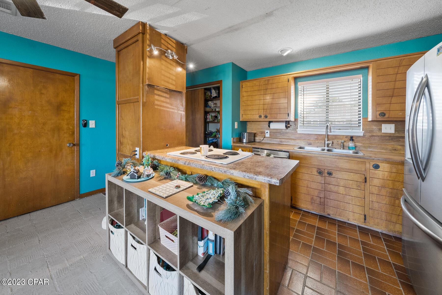 156 Oleander Circle