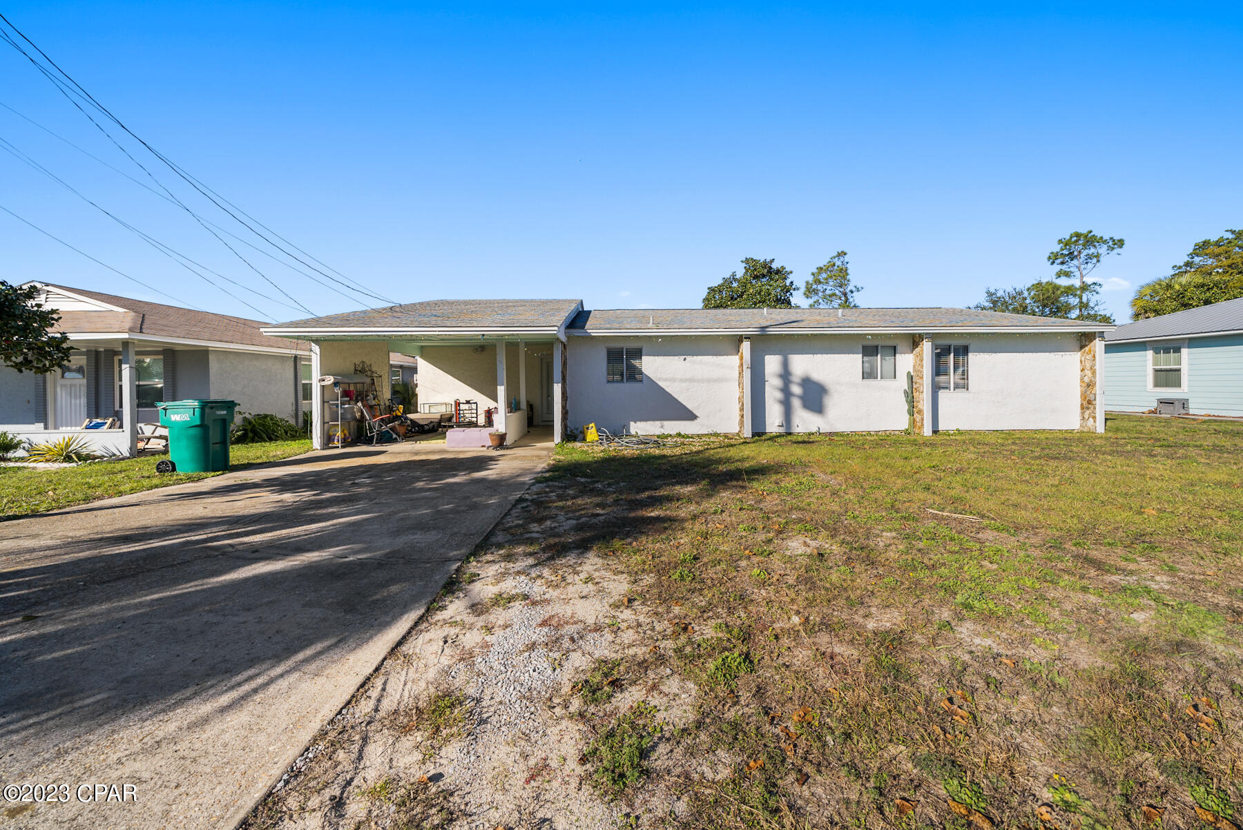 156 Oleander Circle
