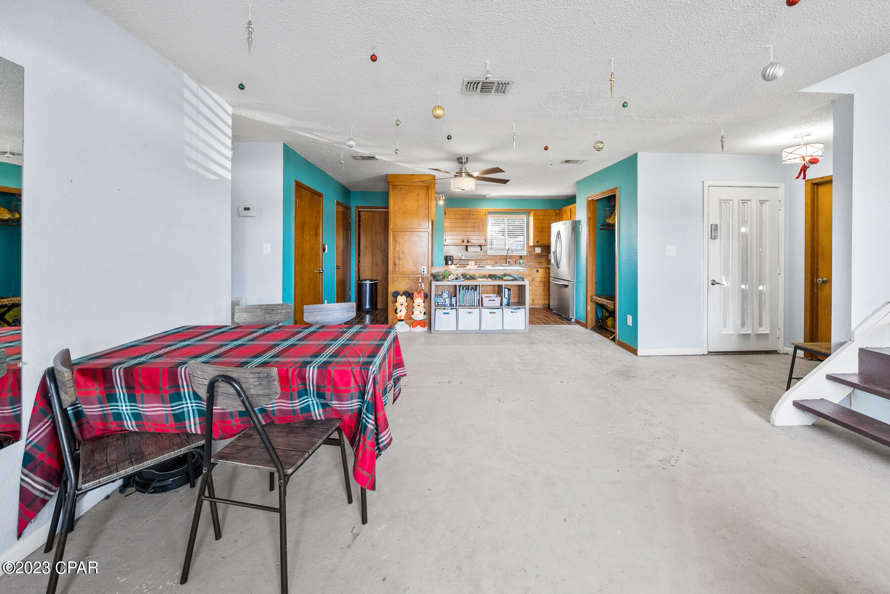 156 Oleander Circle