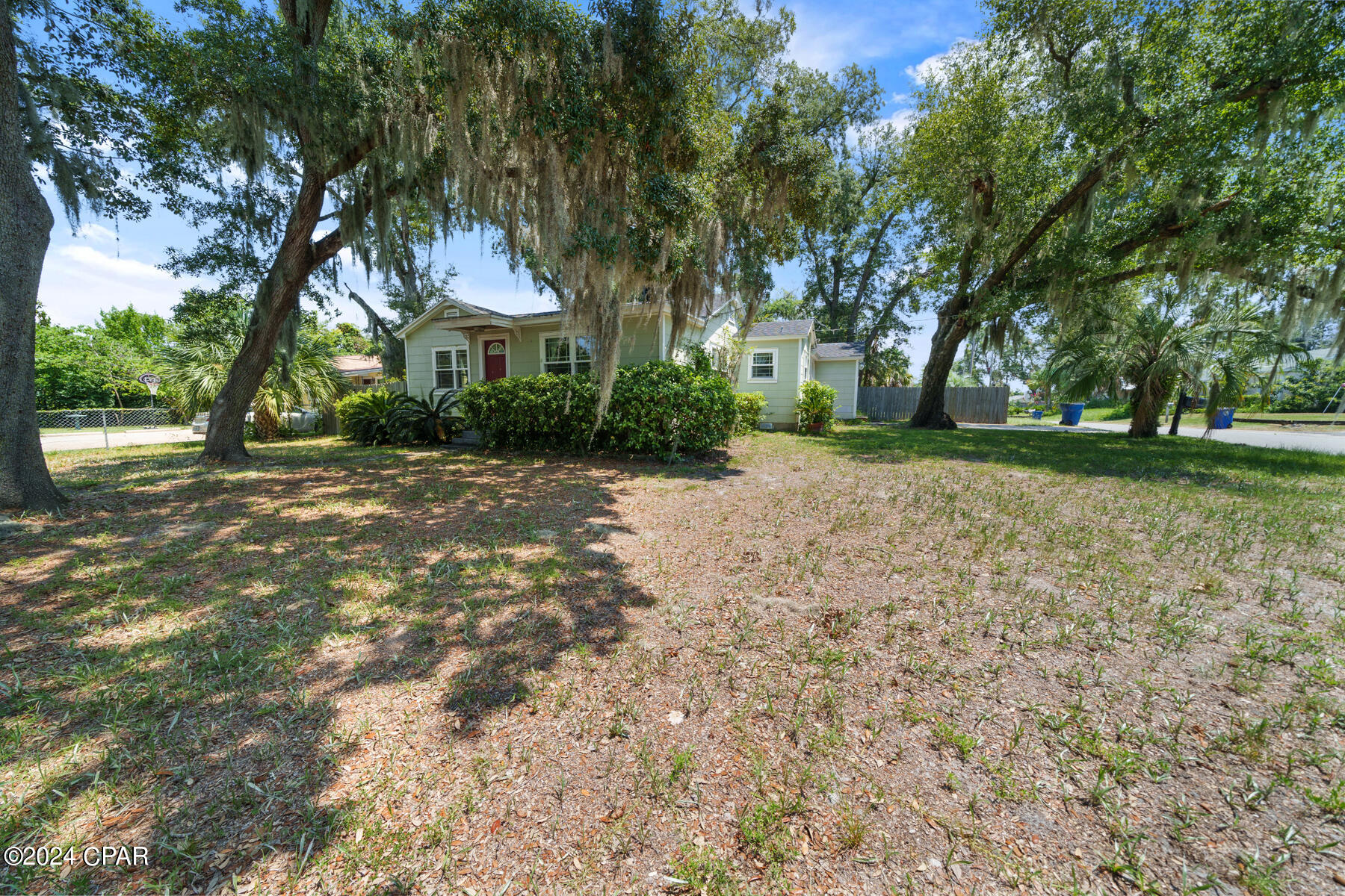 300 Hamilton Avenue