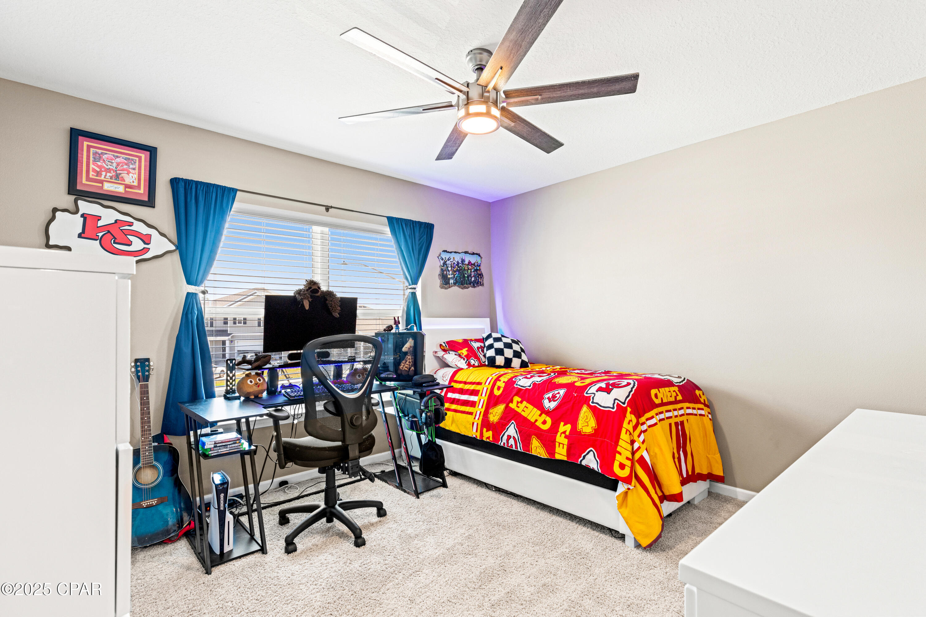5805 Viking Way