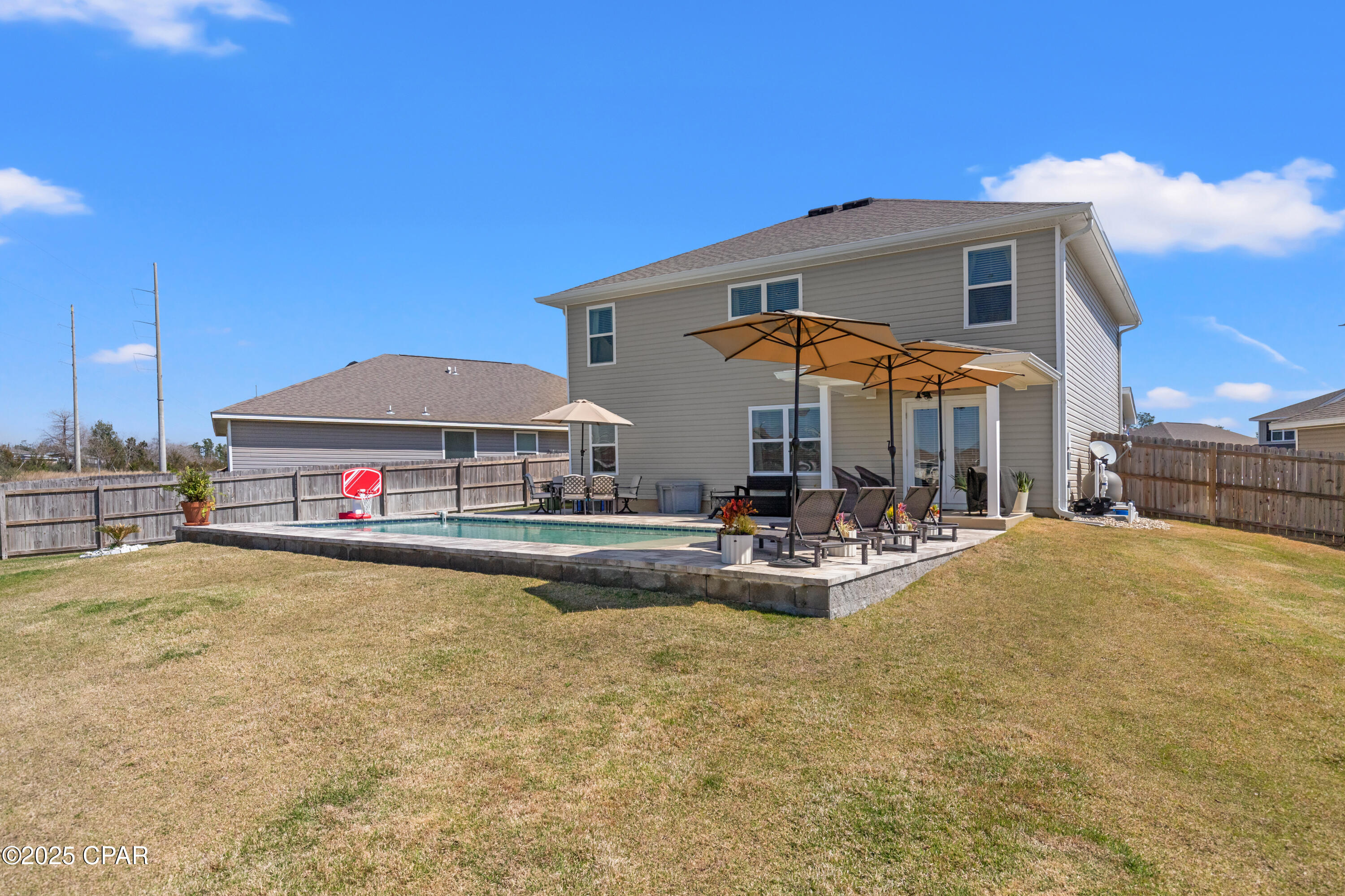 5805 Viking Way