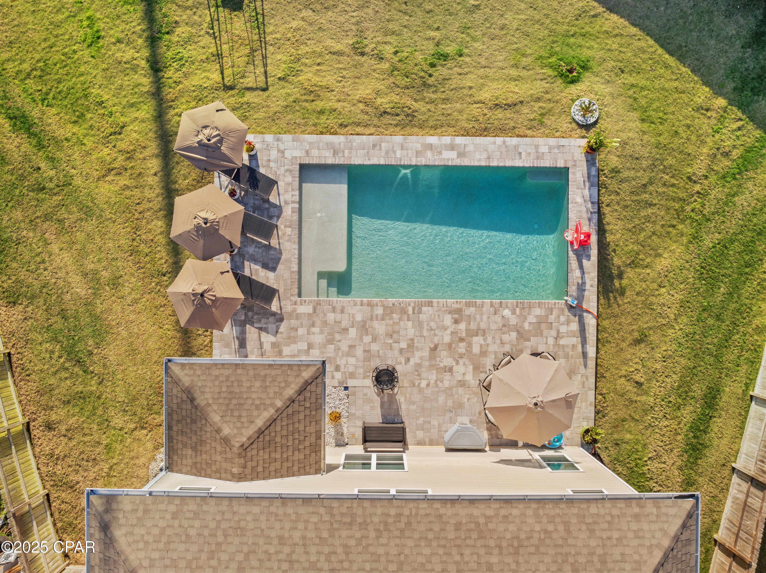 5805 Viking Way