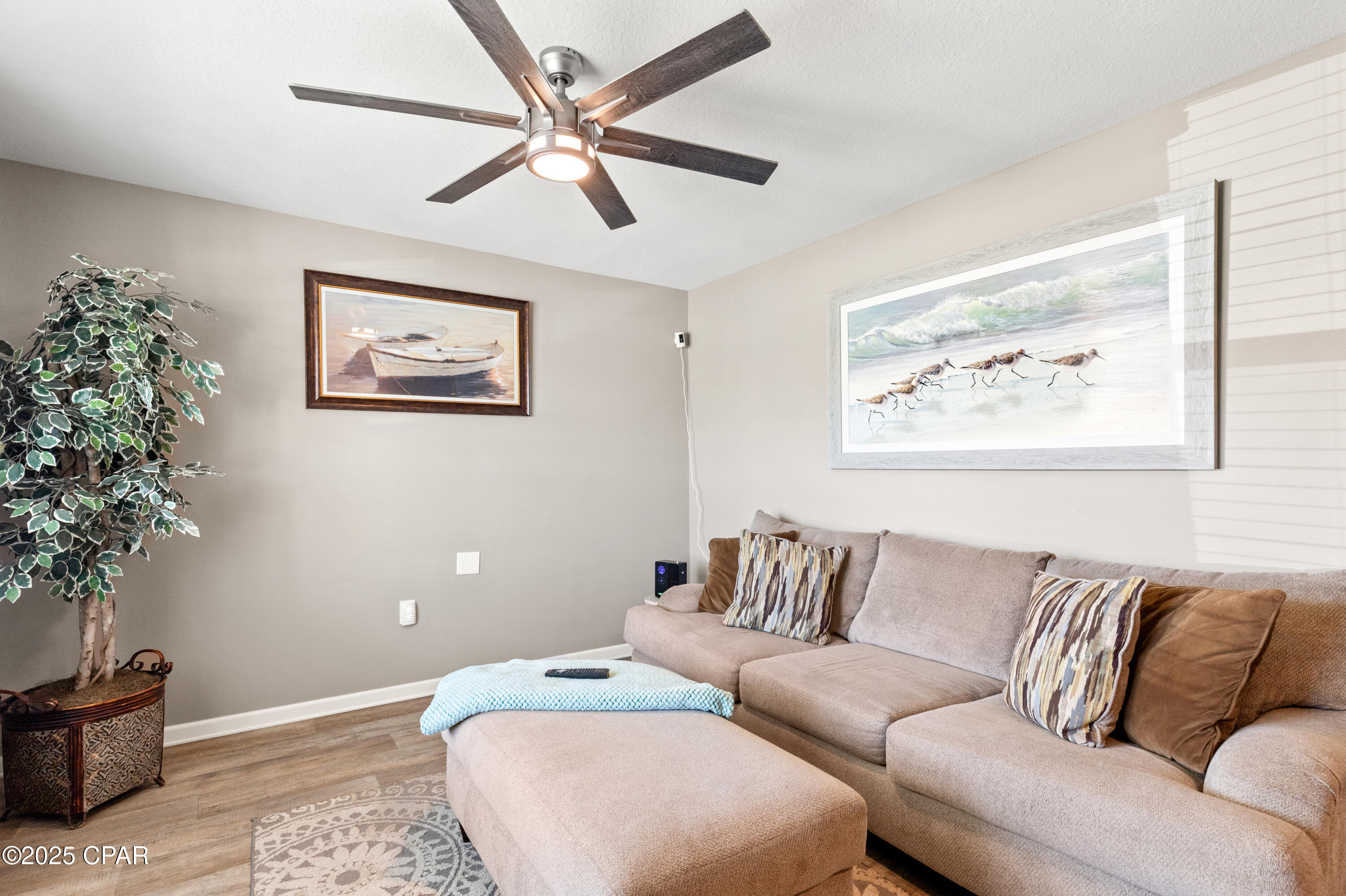 5805 Viking Way
