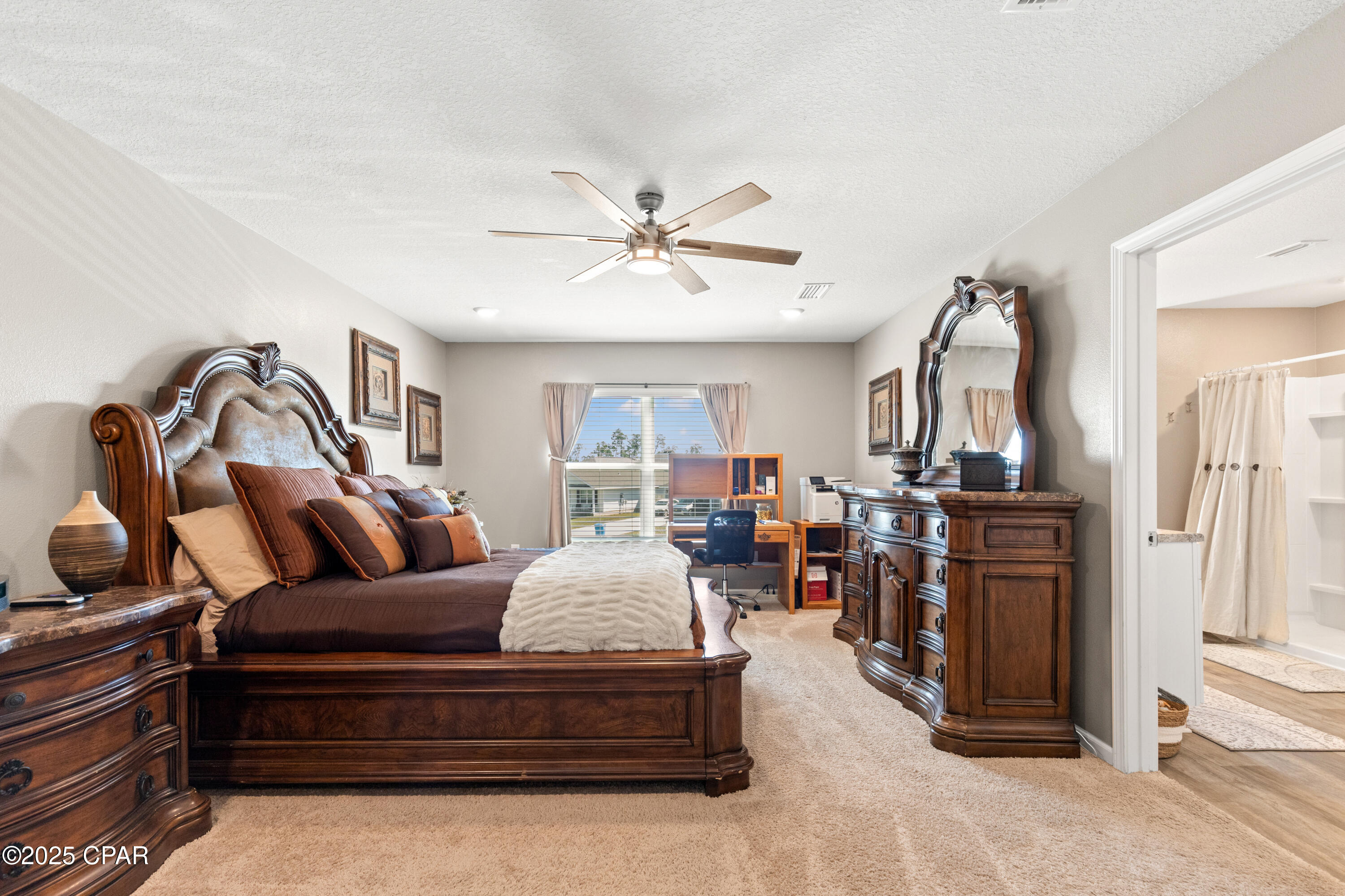 5805 Viking Way
