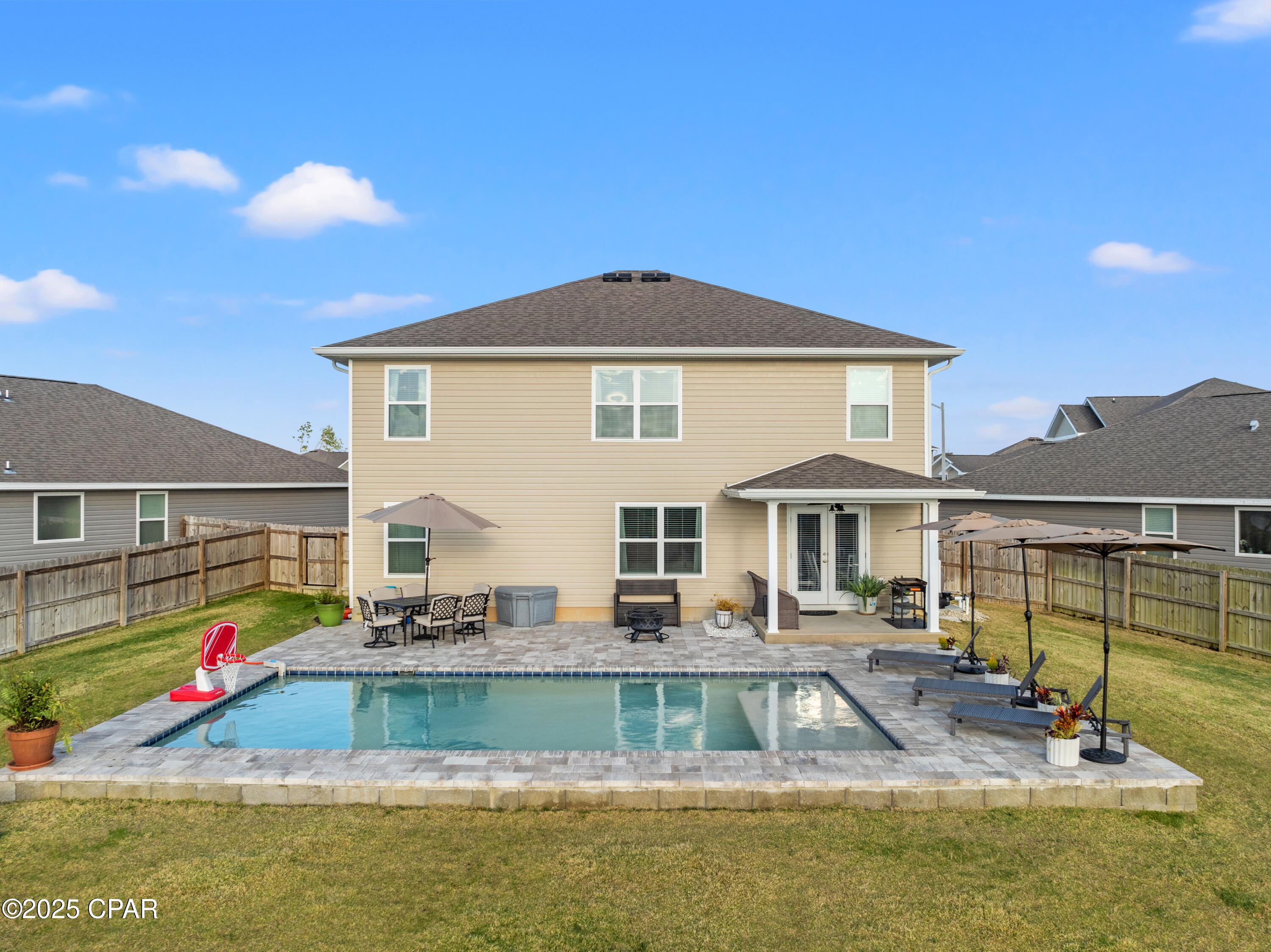 5805 Viking Way