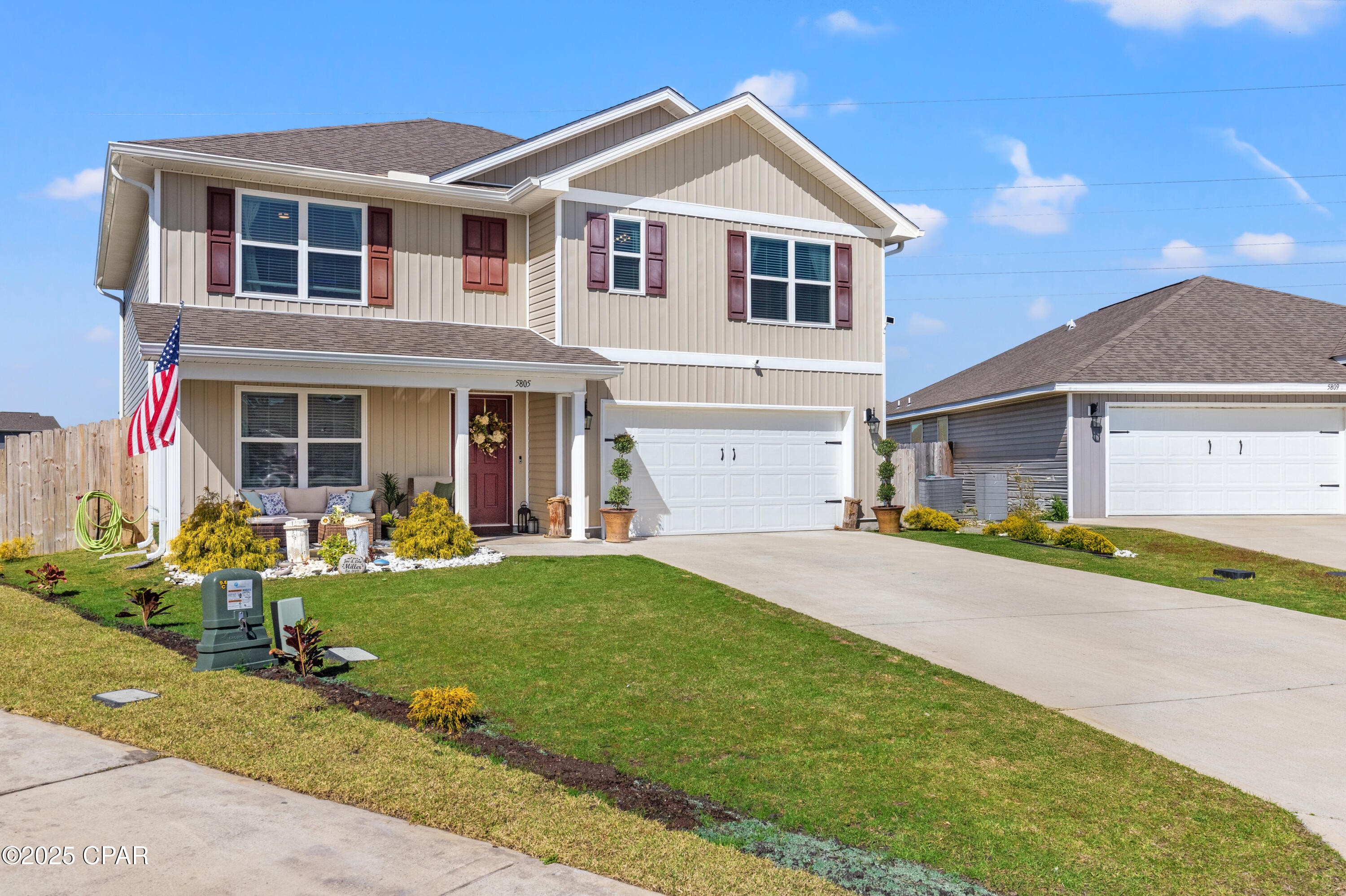 5805 Viking Way