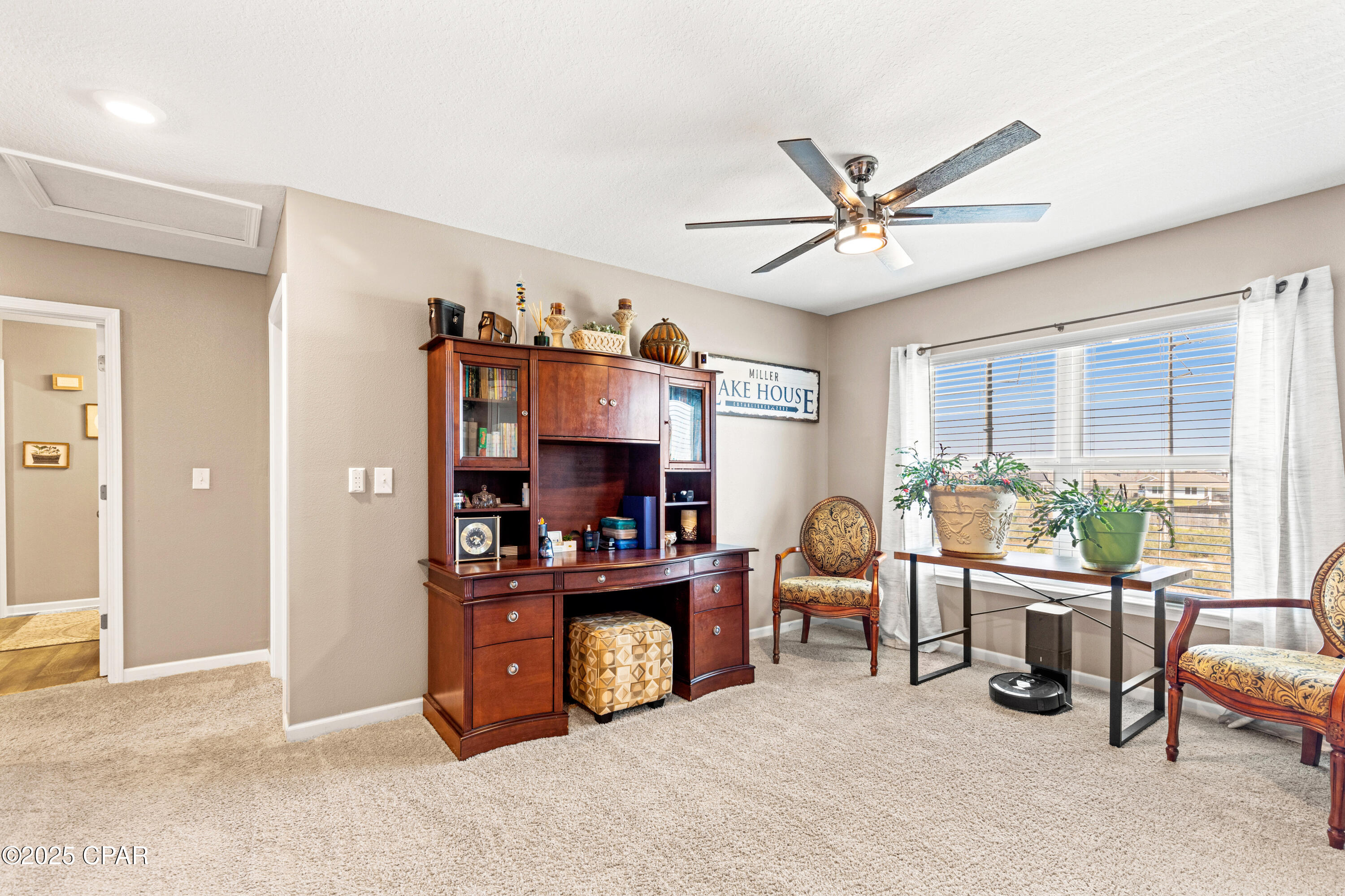 5805 Viking Way
