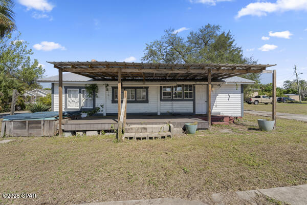 325 N Gray Avenue