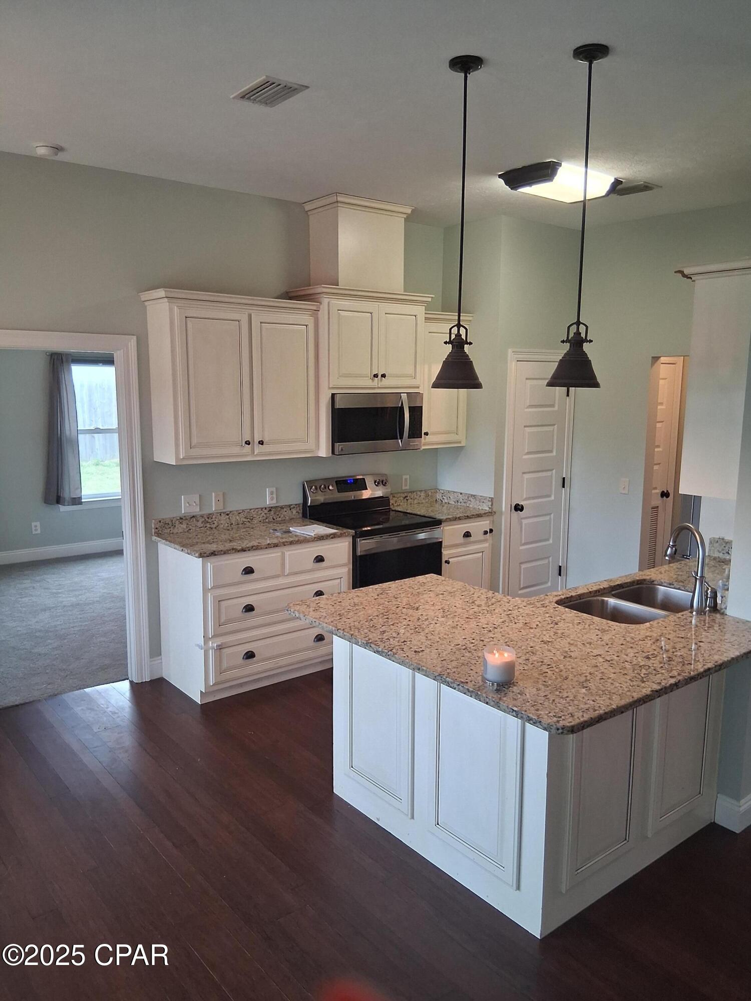 3718 Alva Thomas Road