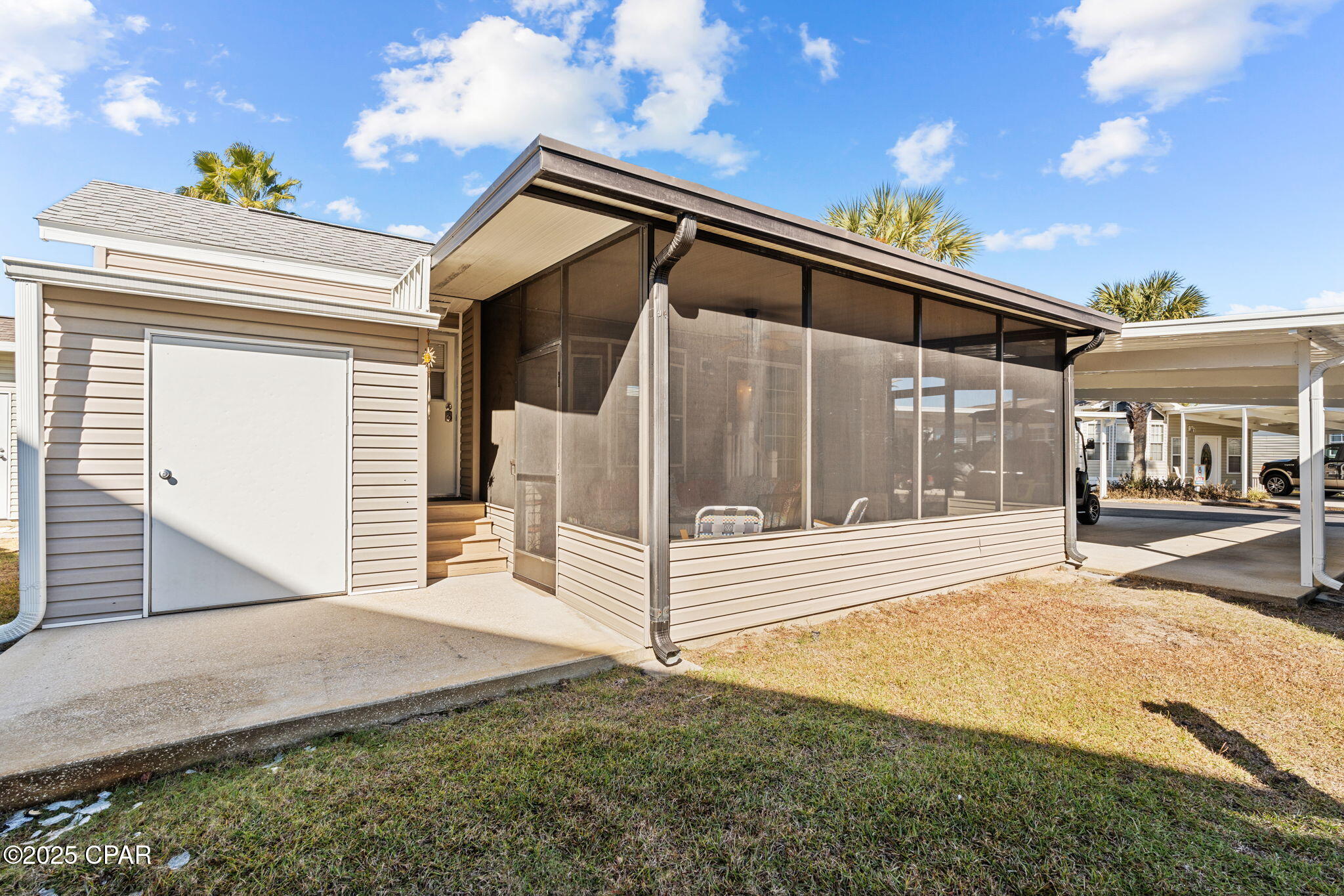 1219 Thomas Drive 195