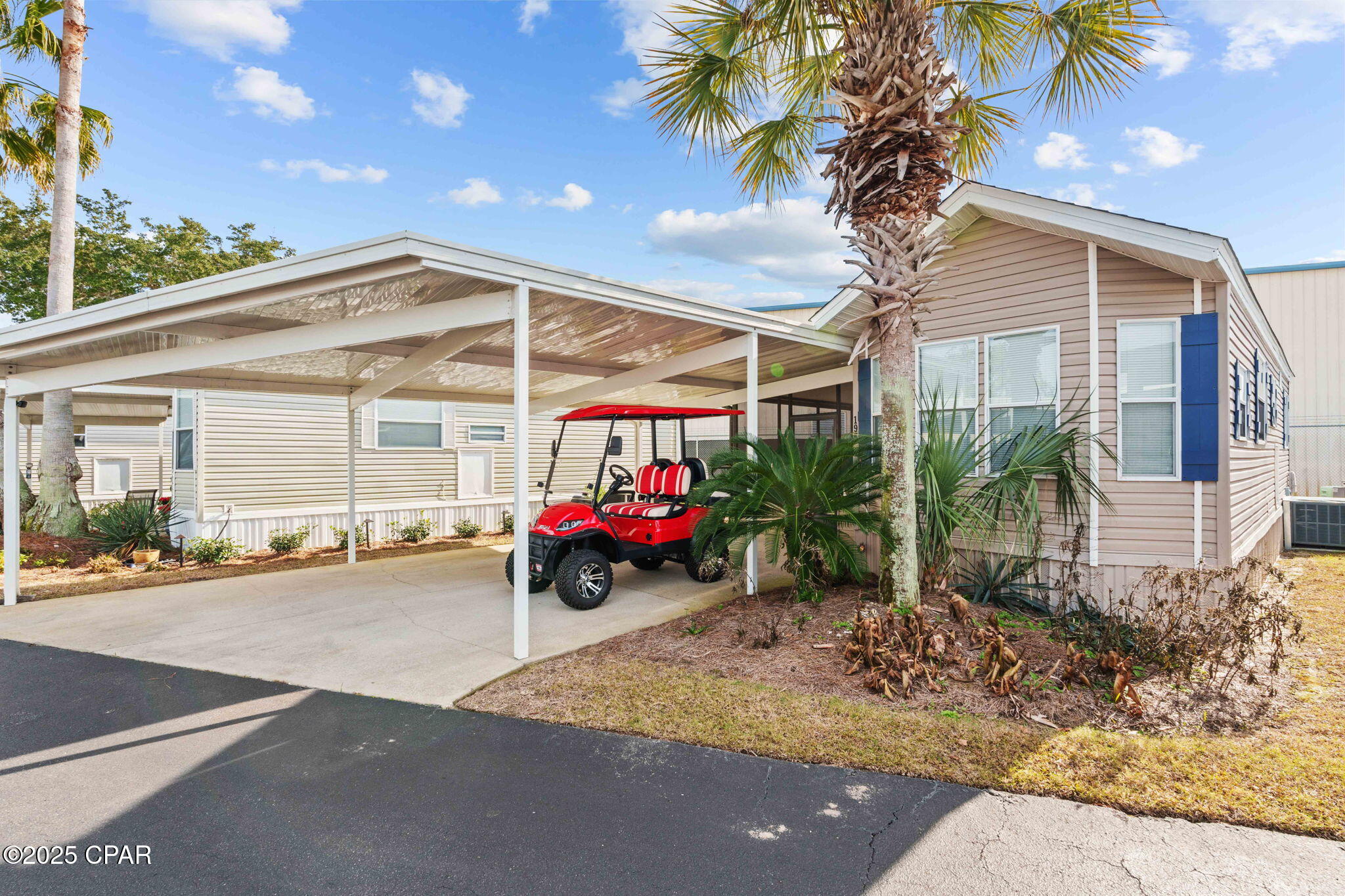 1219 Thomas Drive 195