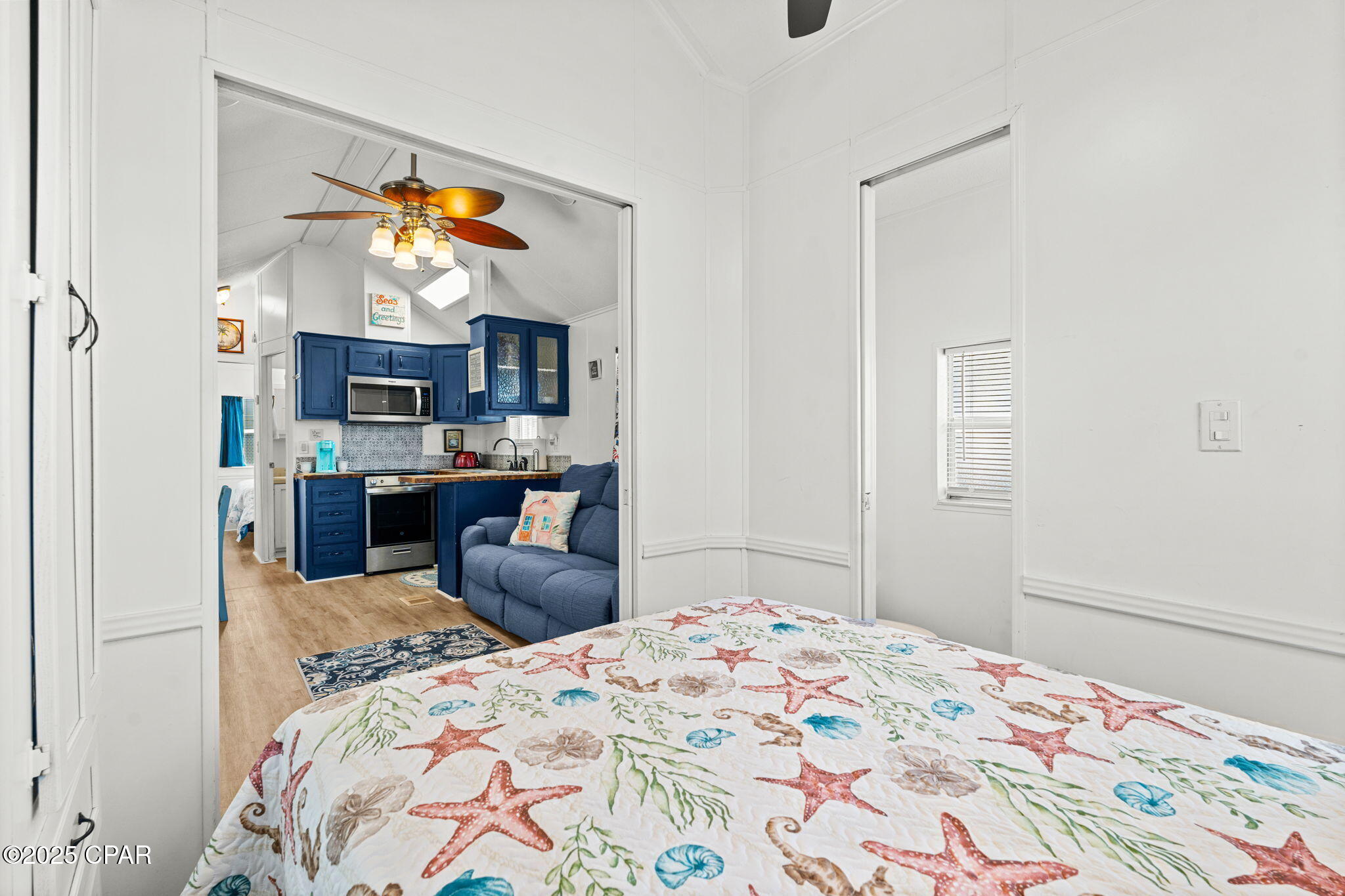 1219 Thomas Drive 195