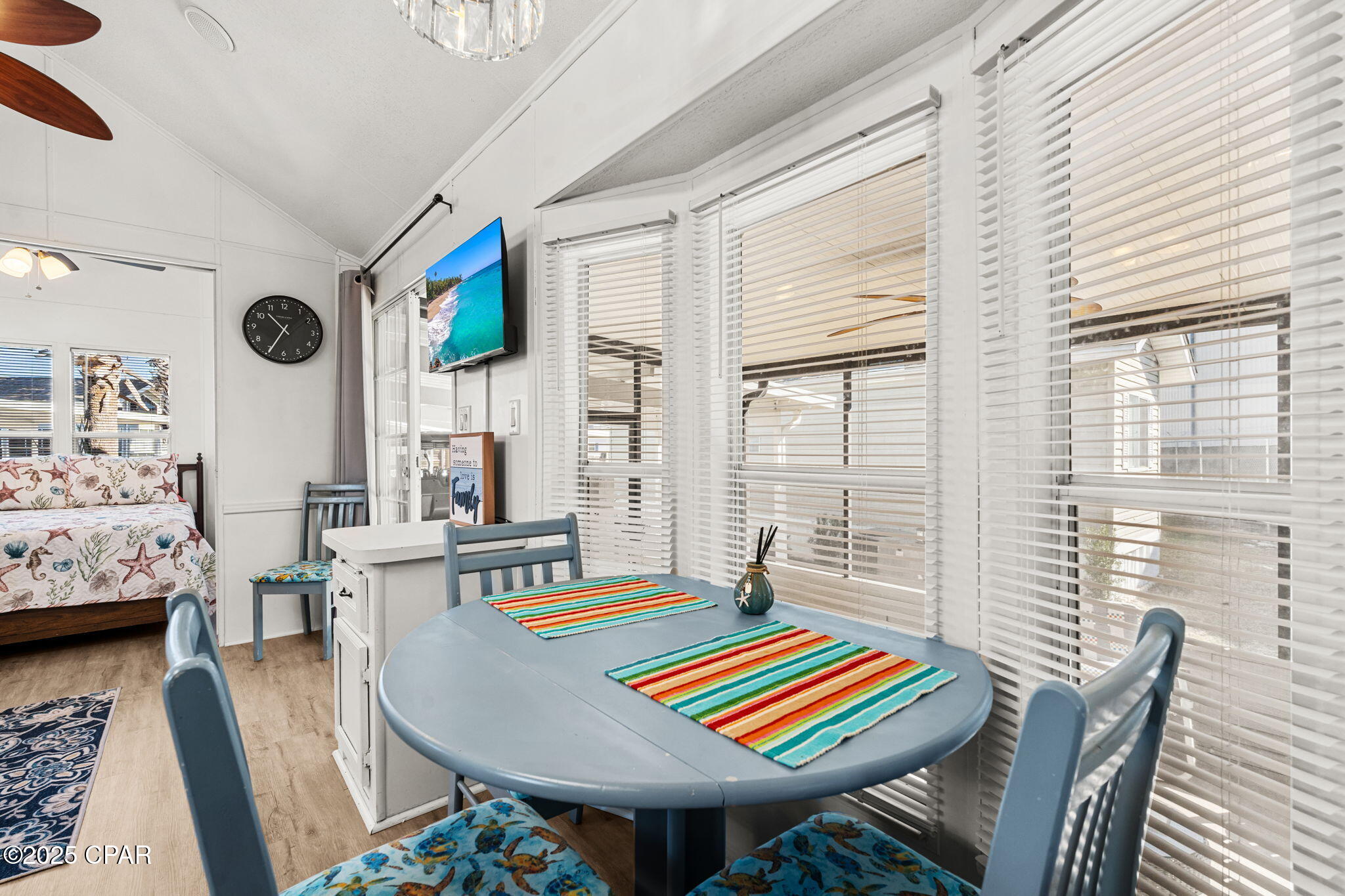 1219 Thomas Drive 195