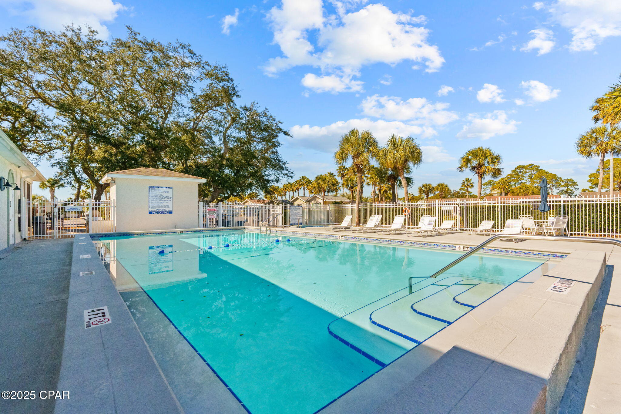 1219 Thomas Drive 195