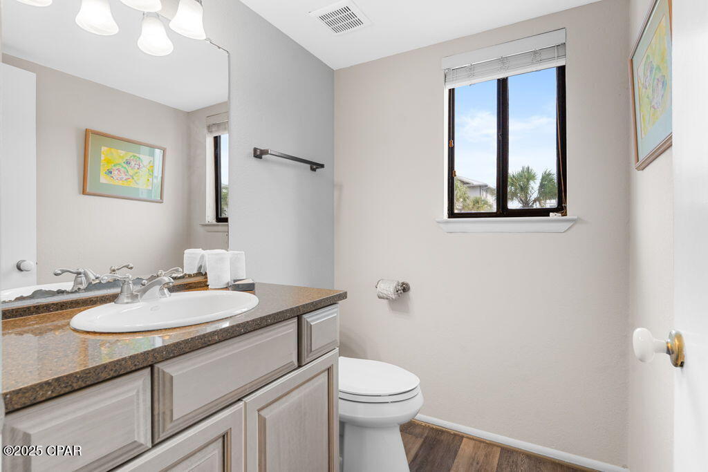 320 Beachfront Trail 13