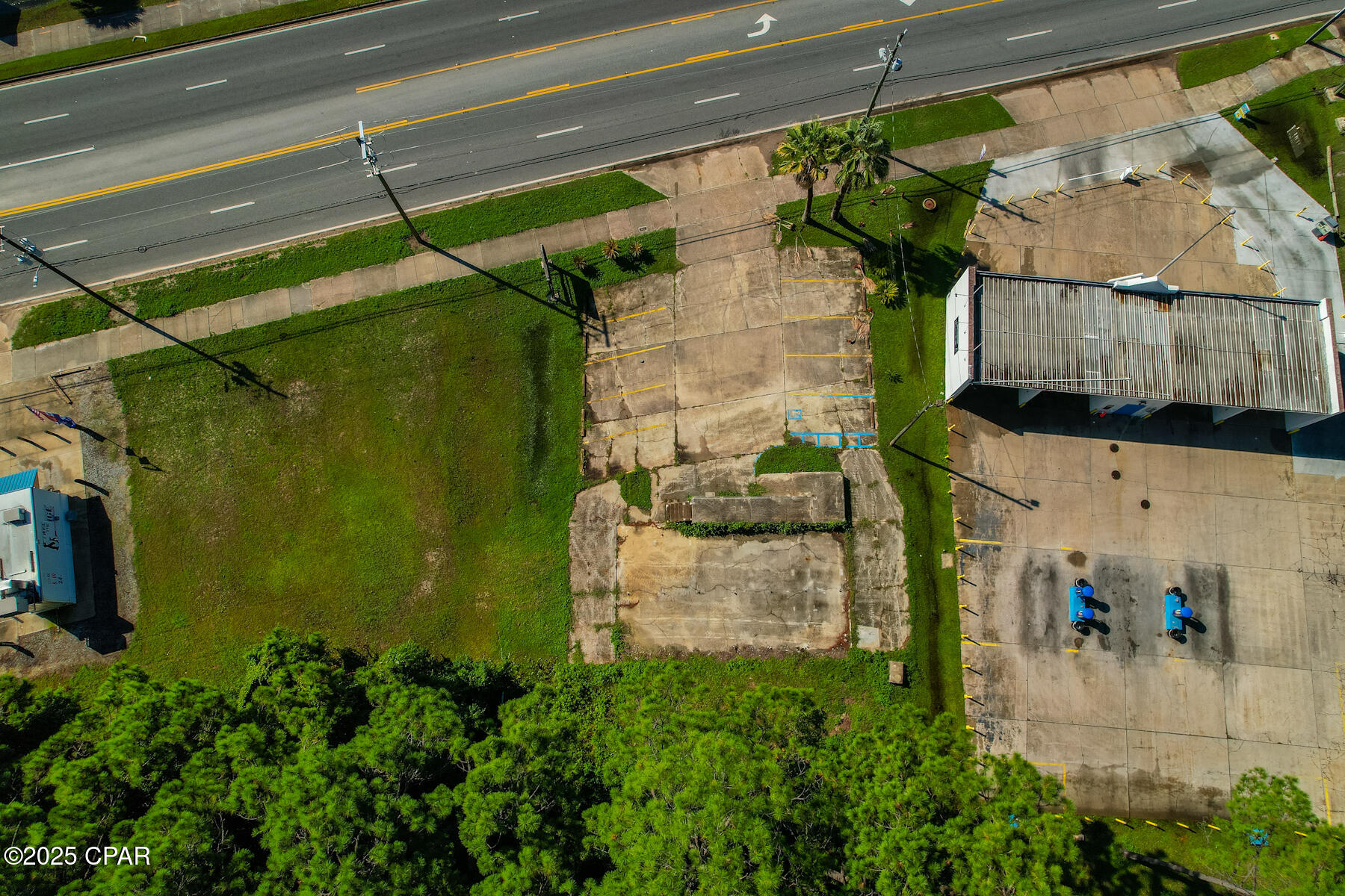 8600 Front Beach Road