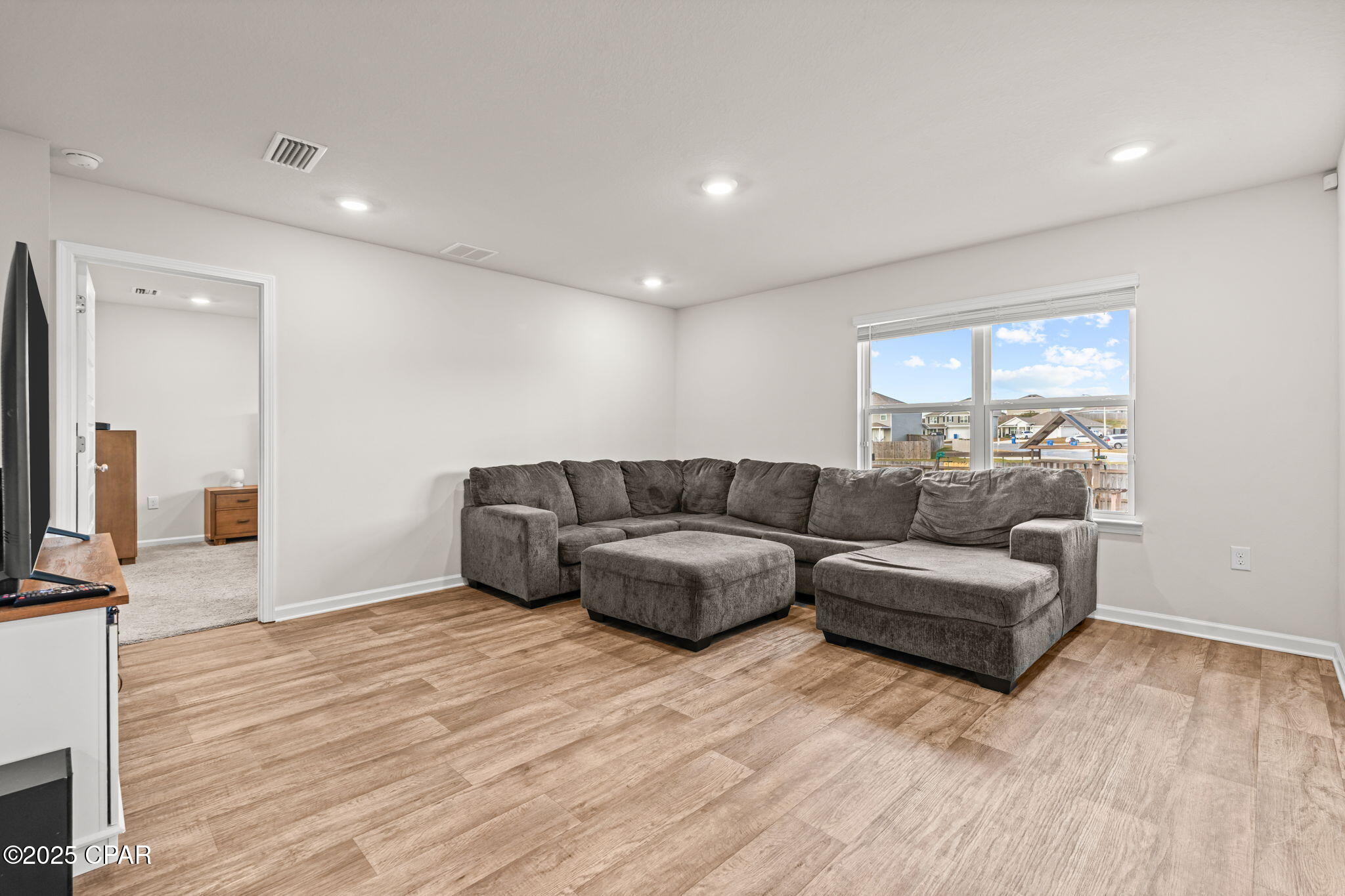 5821 Viking Way