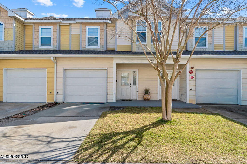 2105 Avensong Lane 104