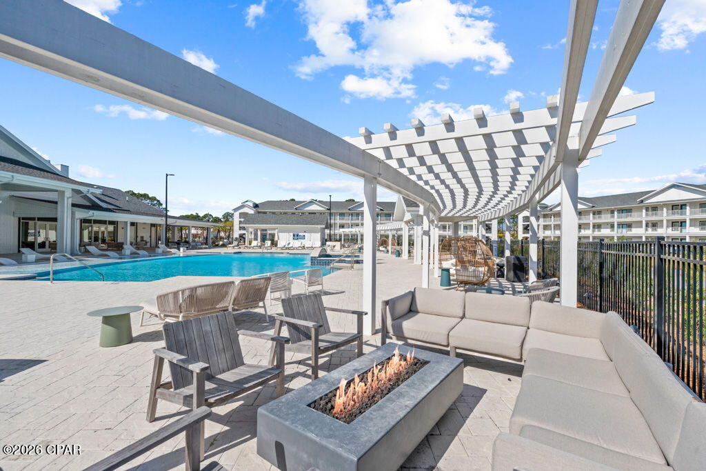 2105 Avensong Lane 104