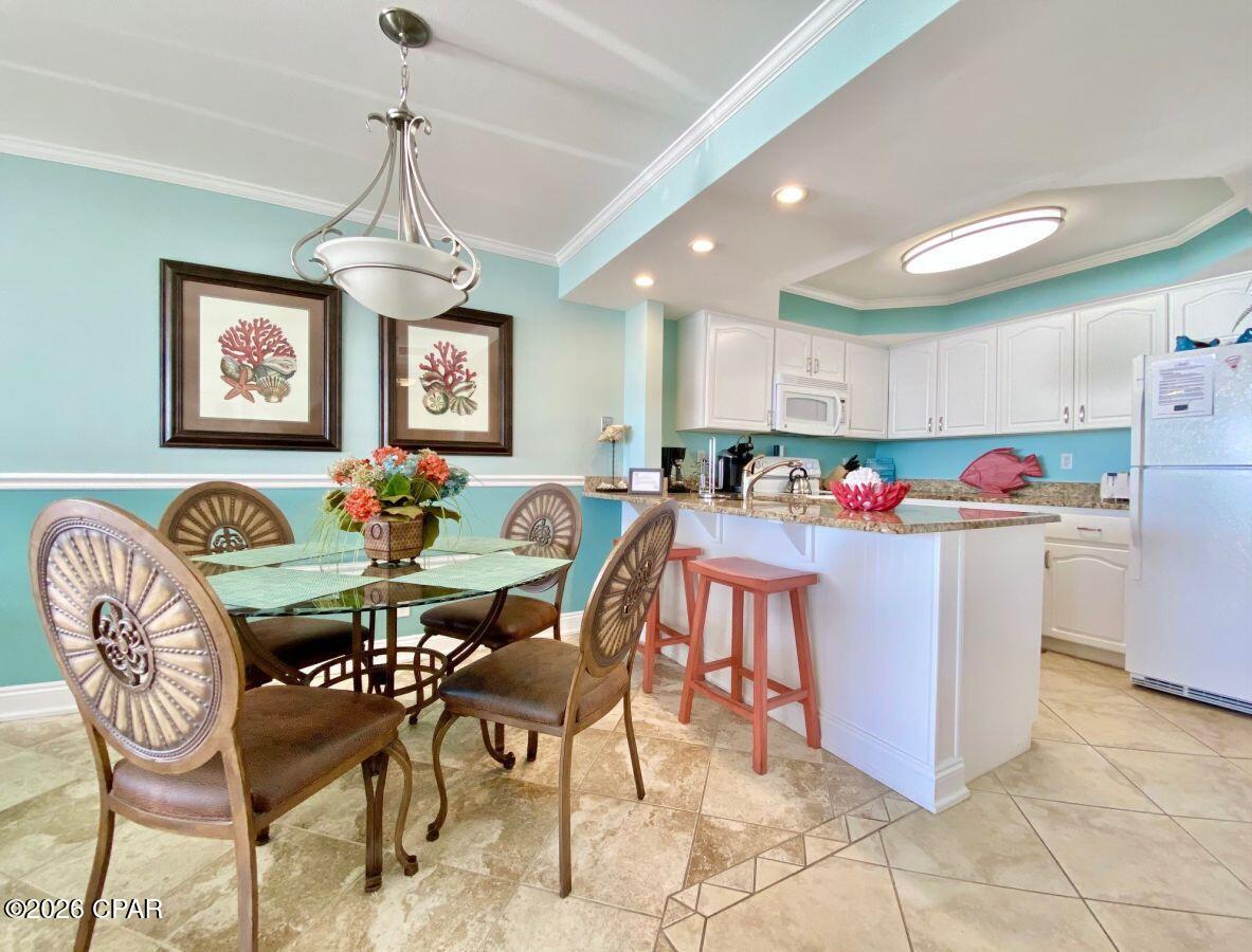 6905 Thomas Drive 209