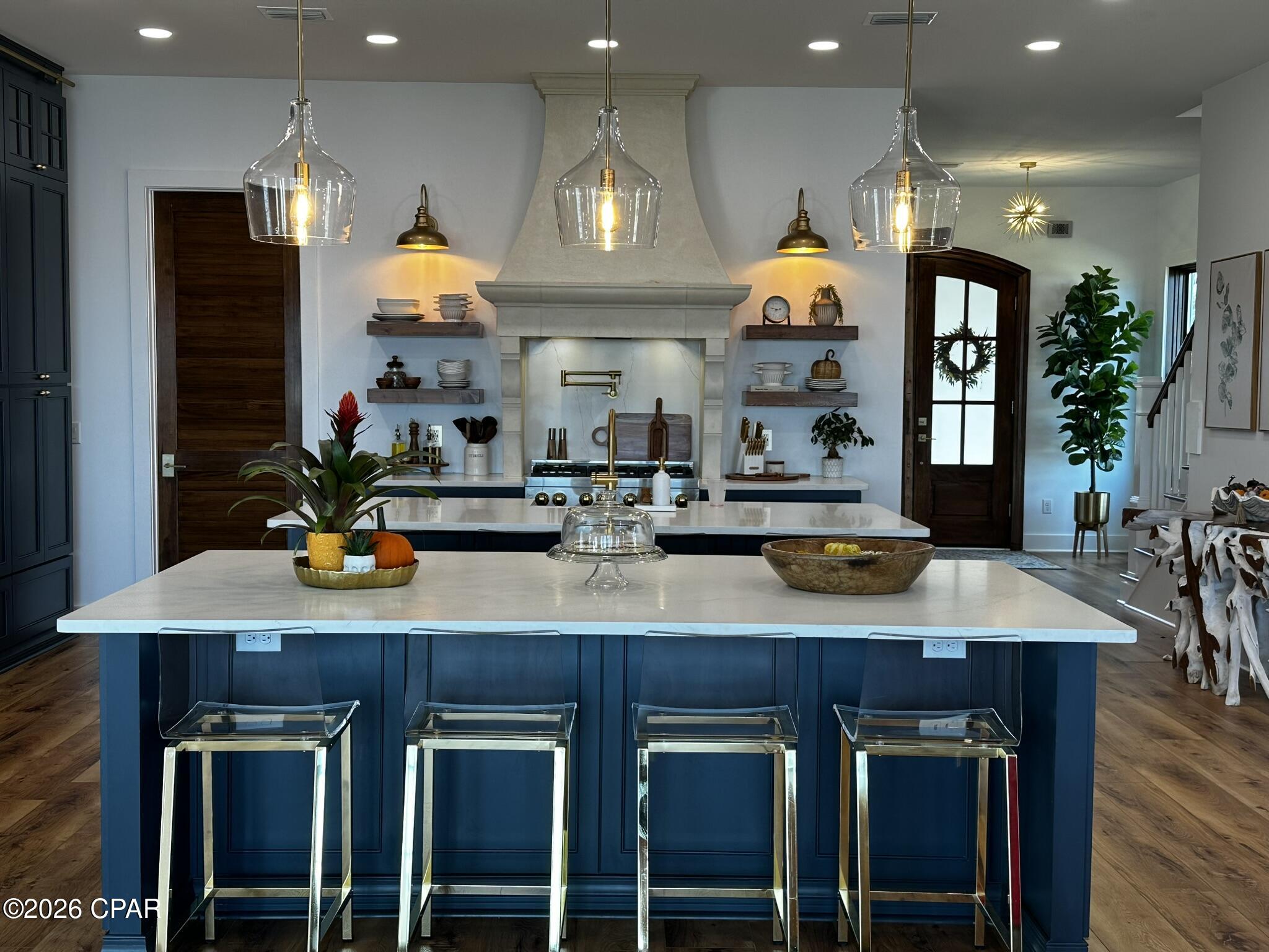 2821 Annette Avenue, Beach