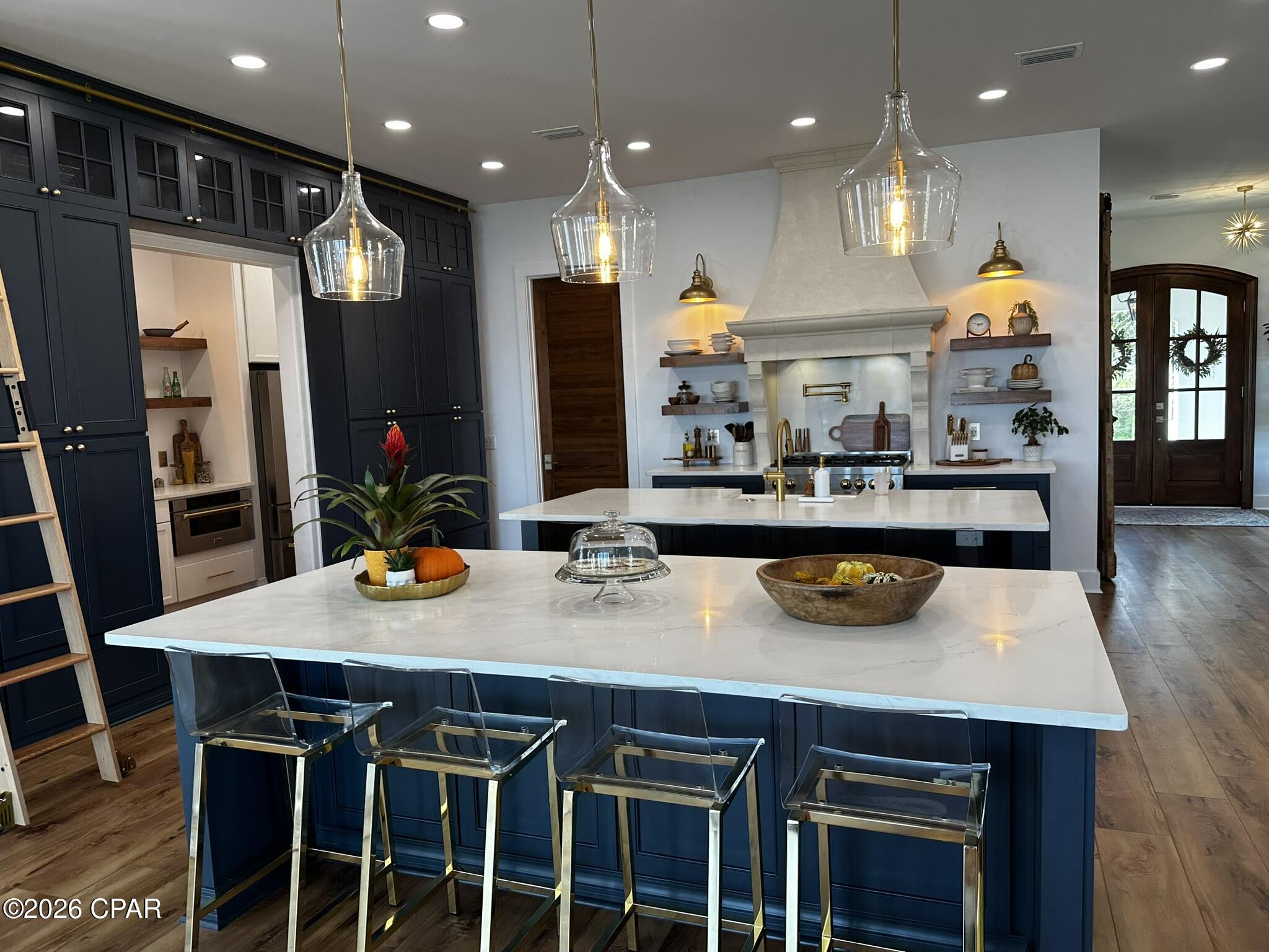 2821 Annette Avenue, Beach