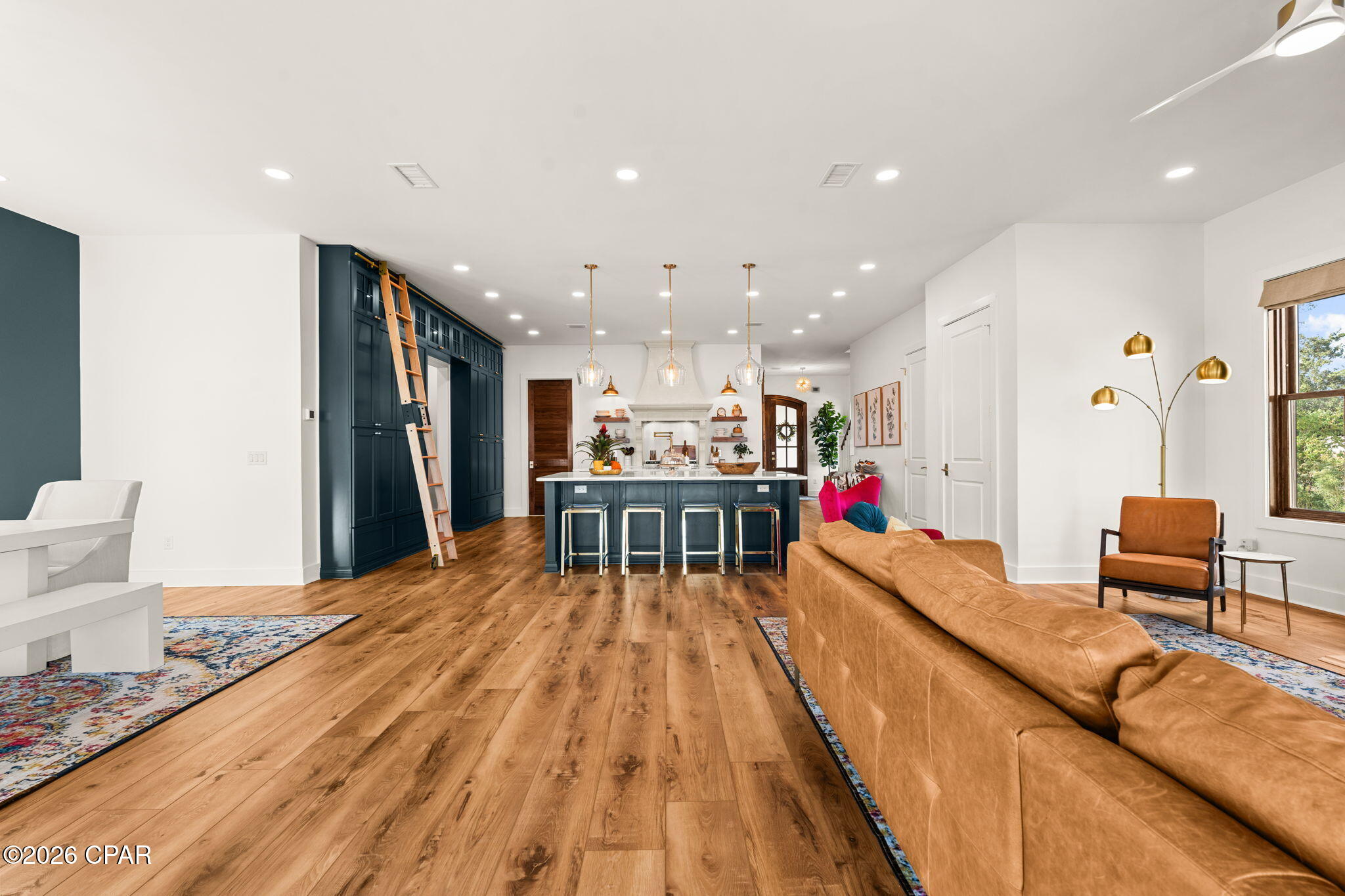 2821 Annette Avenue, Beach