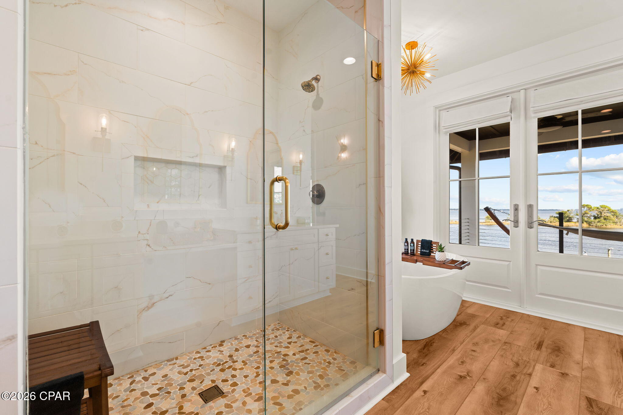 2821 Annette Avenue, Beach