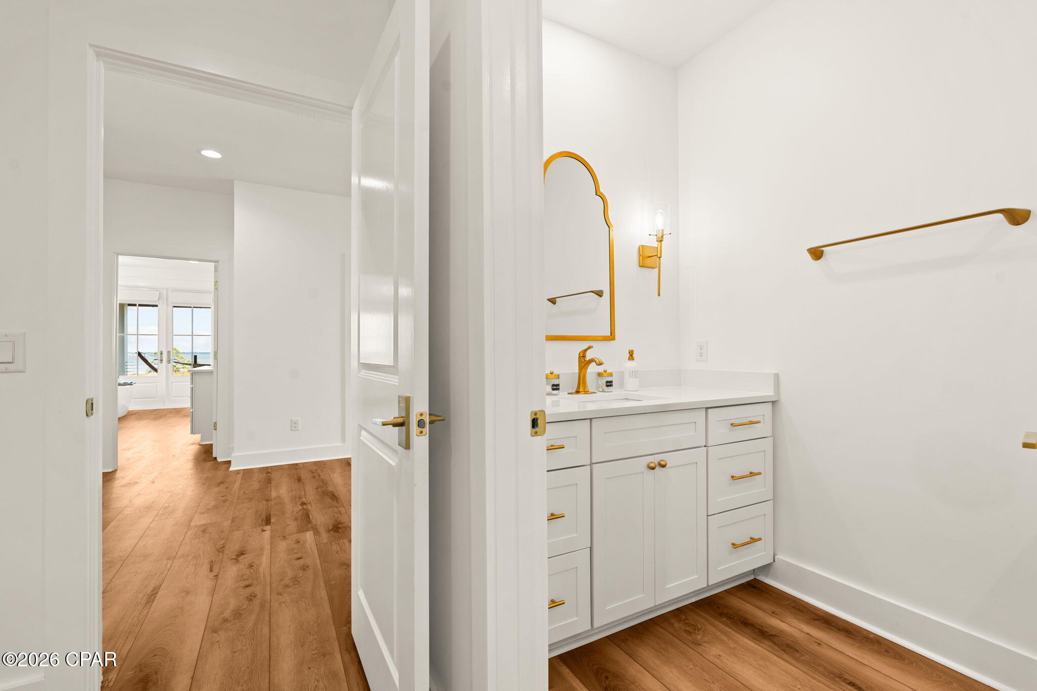 2821 Annette Avenue, Beach