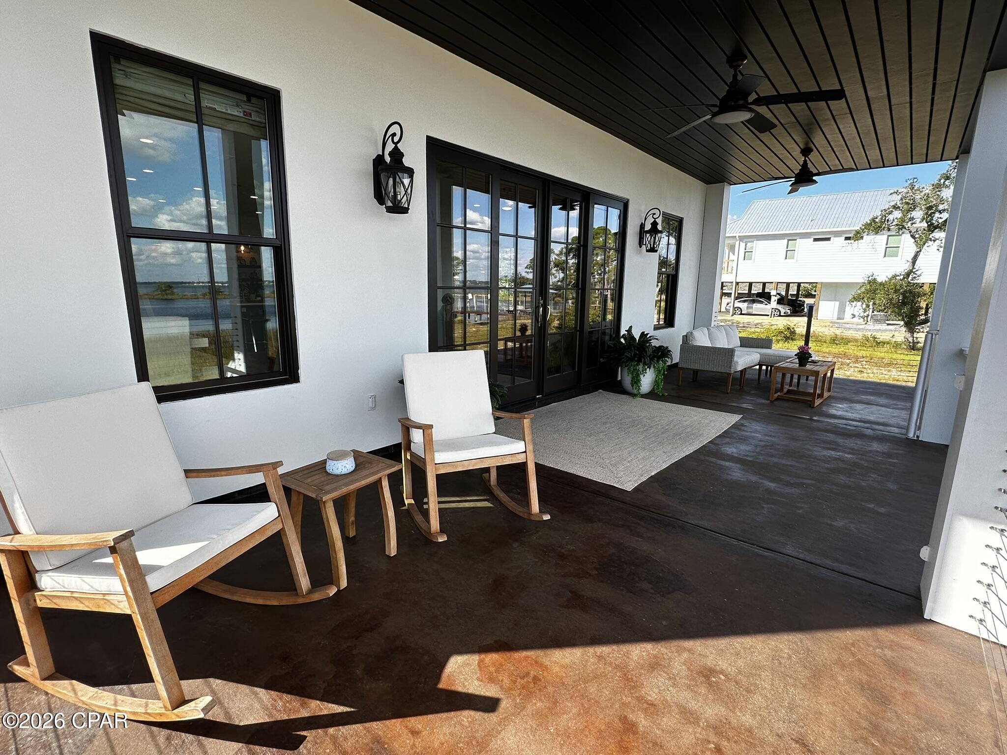 2821 Annette Avenue, Beach