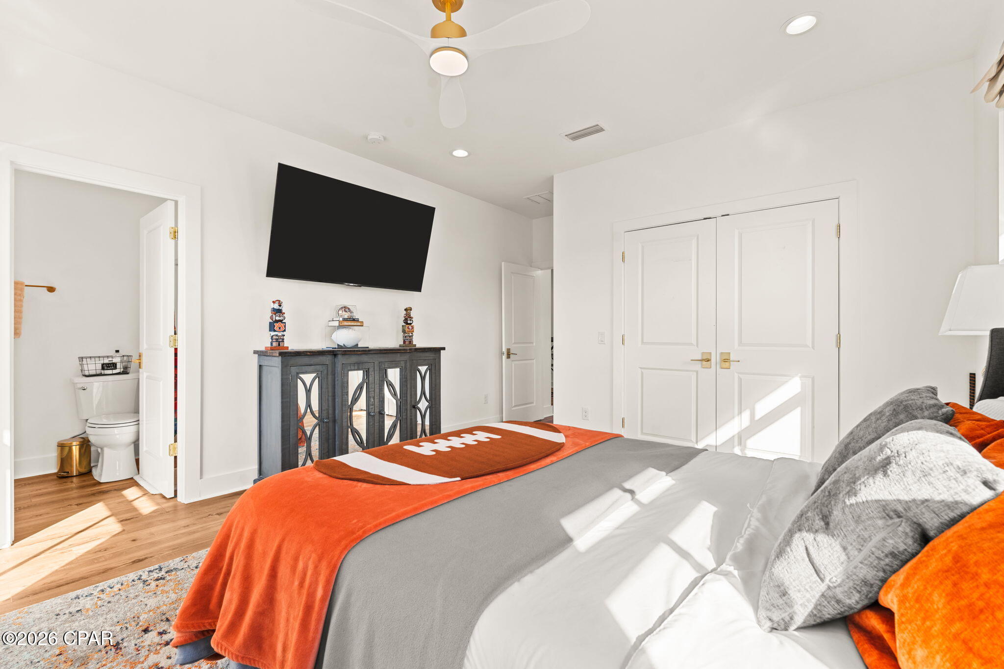 2821 Annette Avenue, Beach