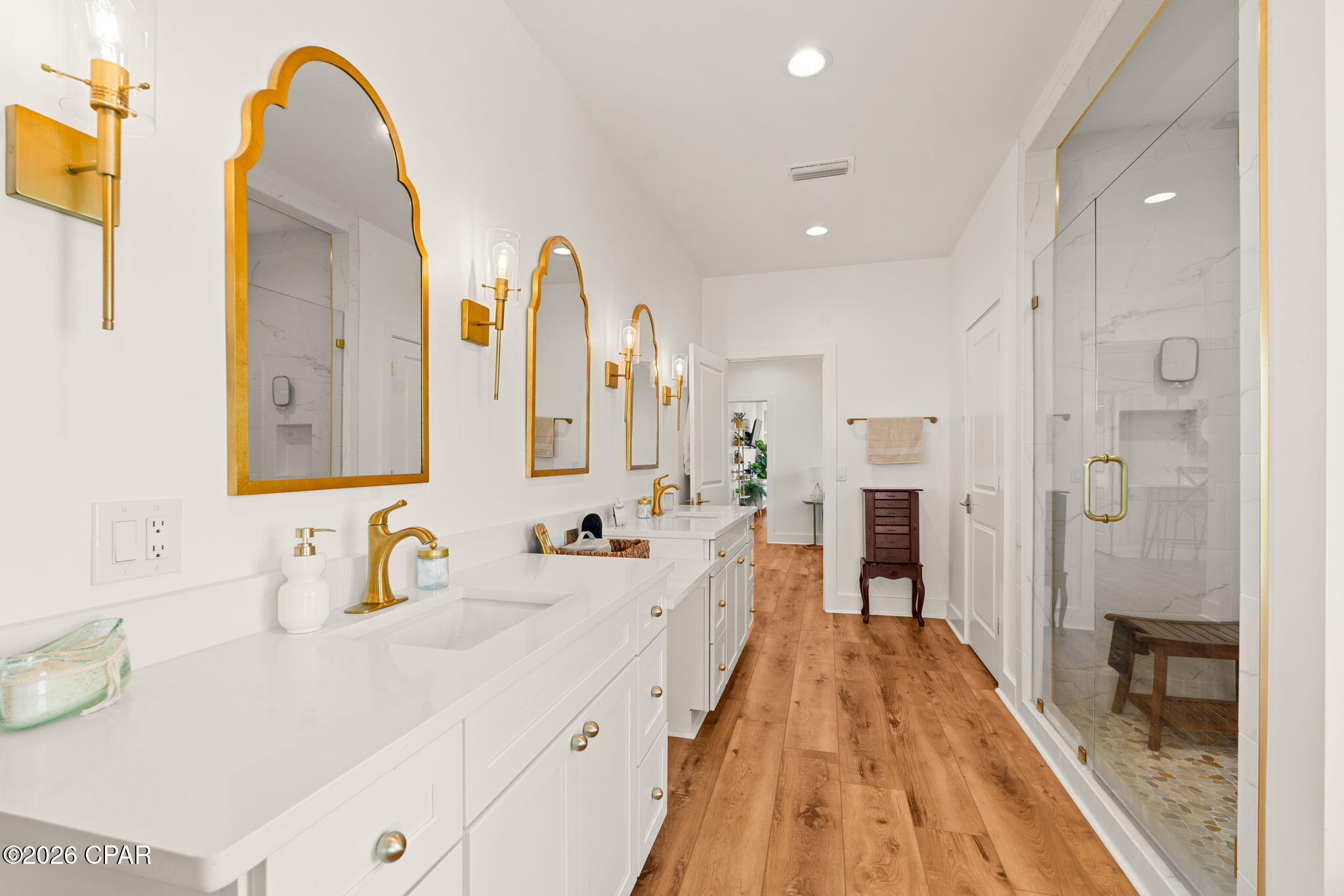 2821 Annette Avenue, Beach