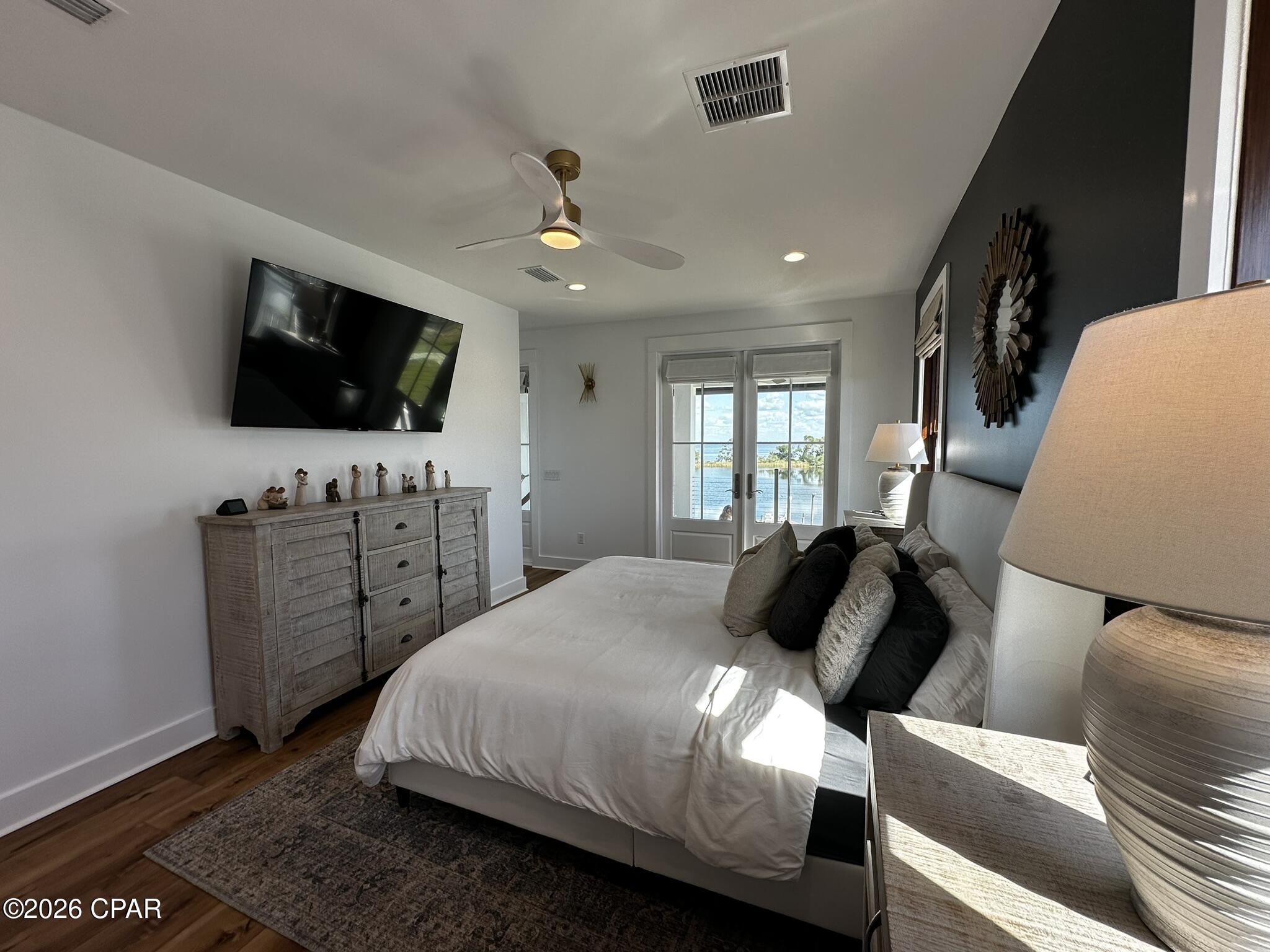 2821 Annette Avenue, Beach