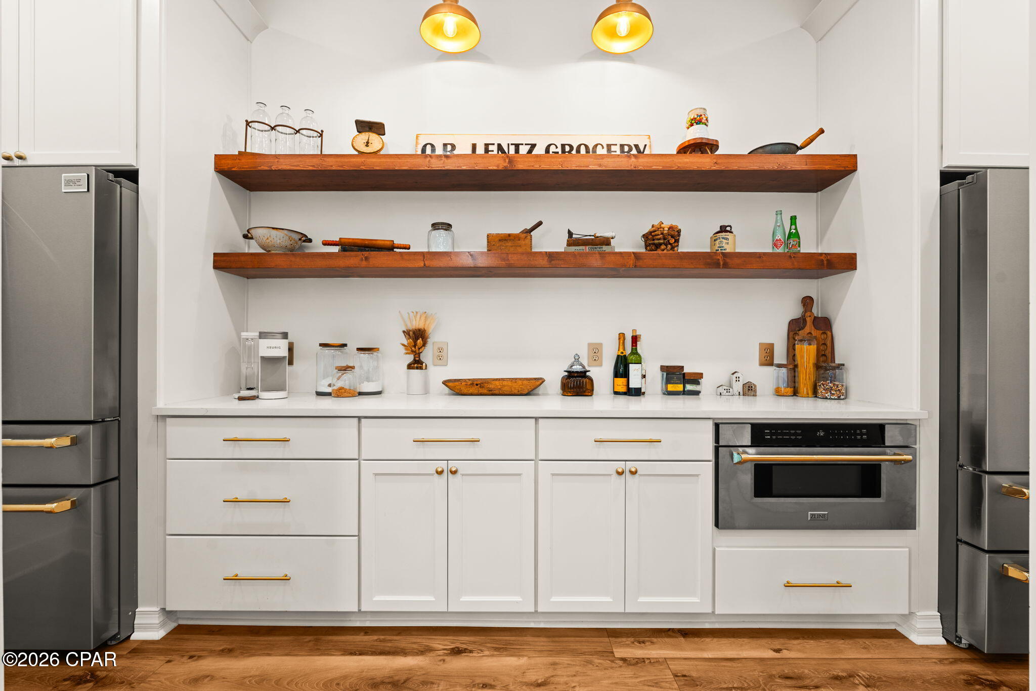 2821 Annette Avenue, Beach