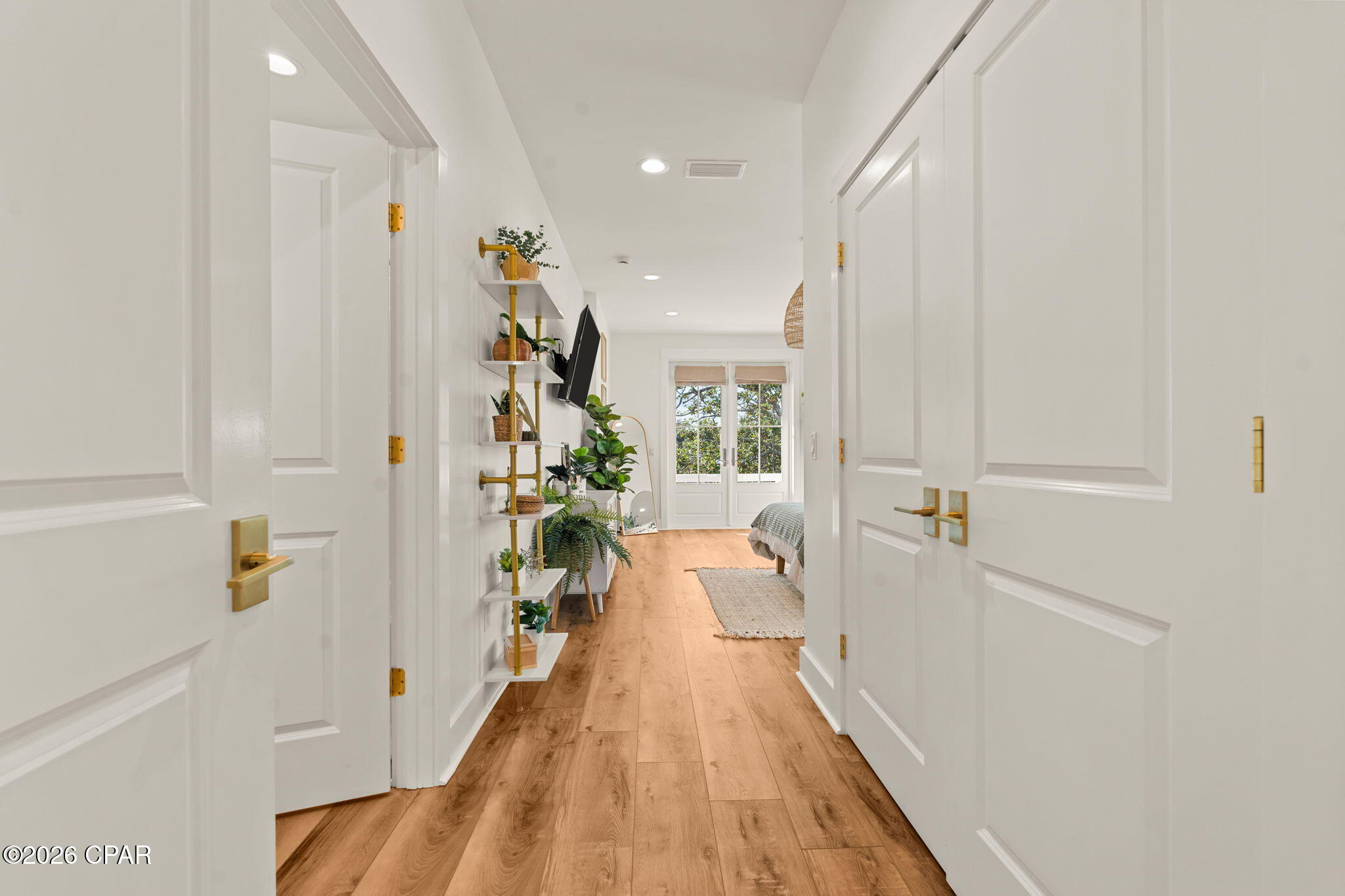 2821 Annette Avenue, Beach