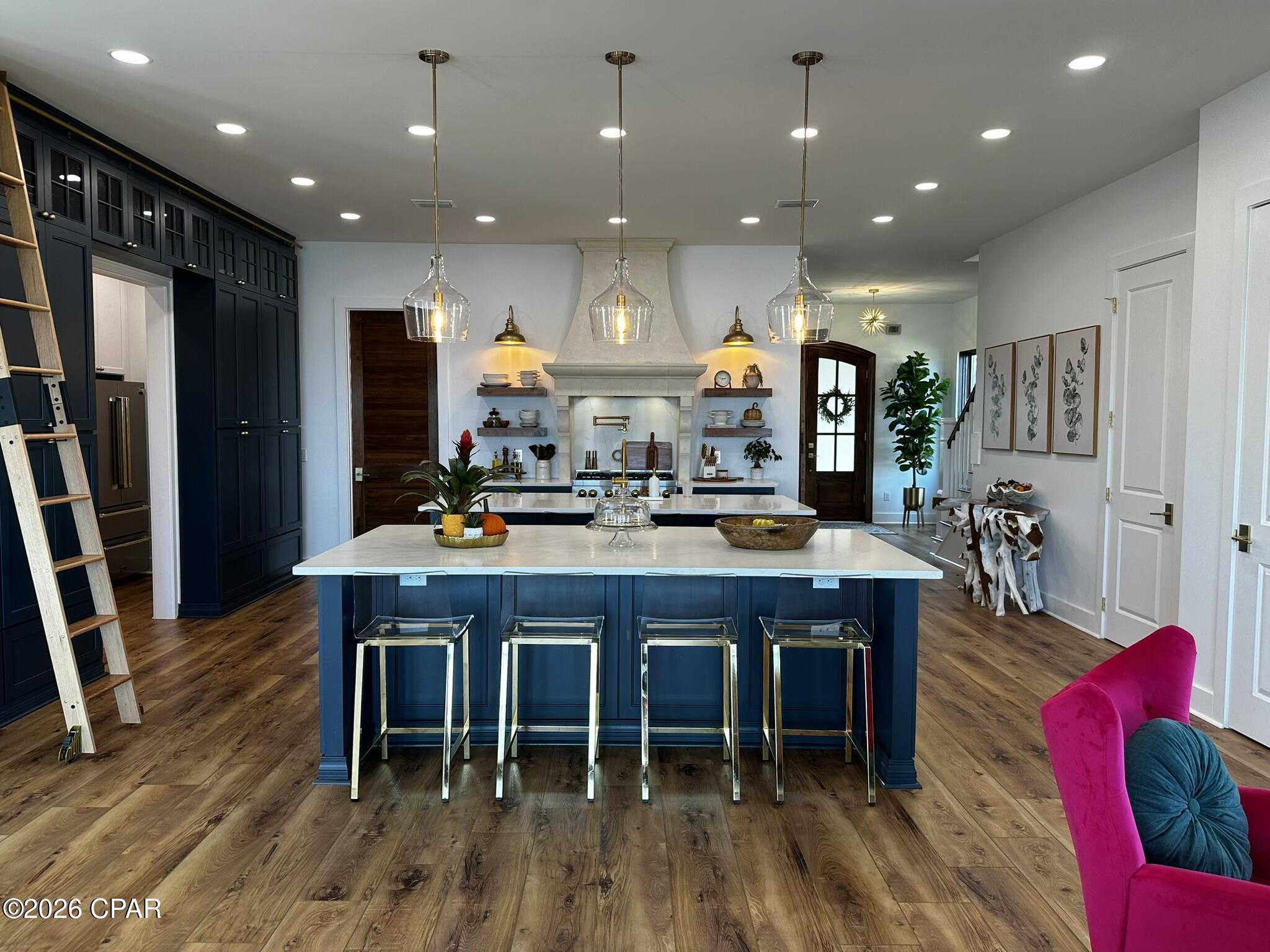 2821 Annette Avenue, Beach