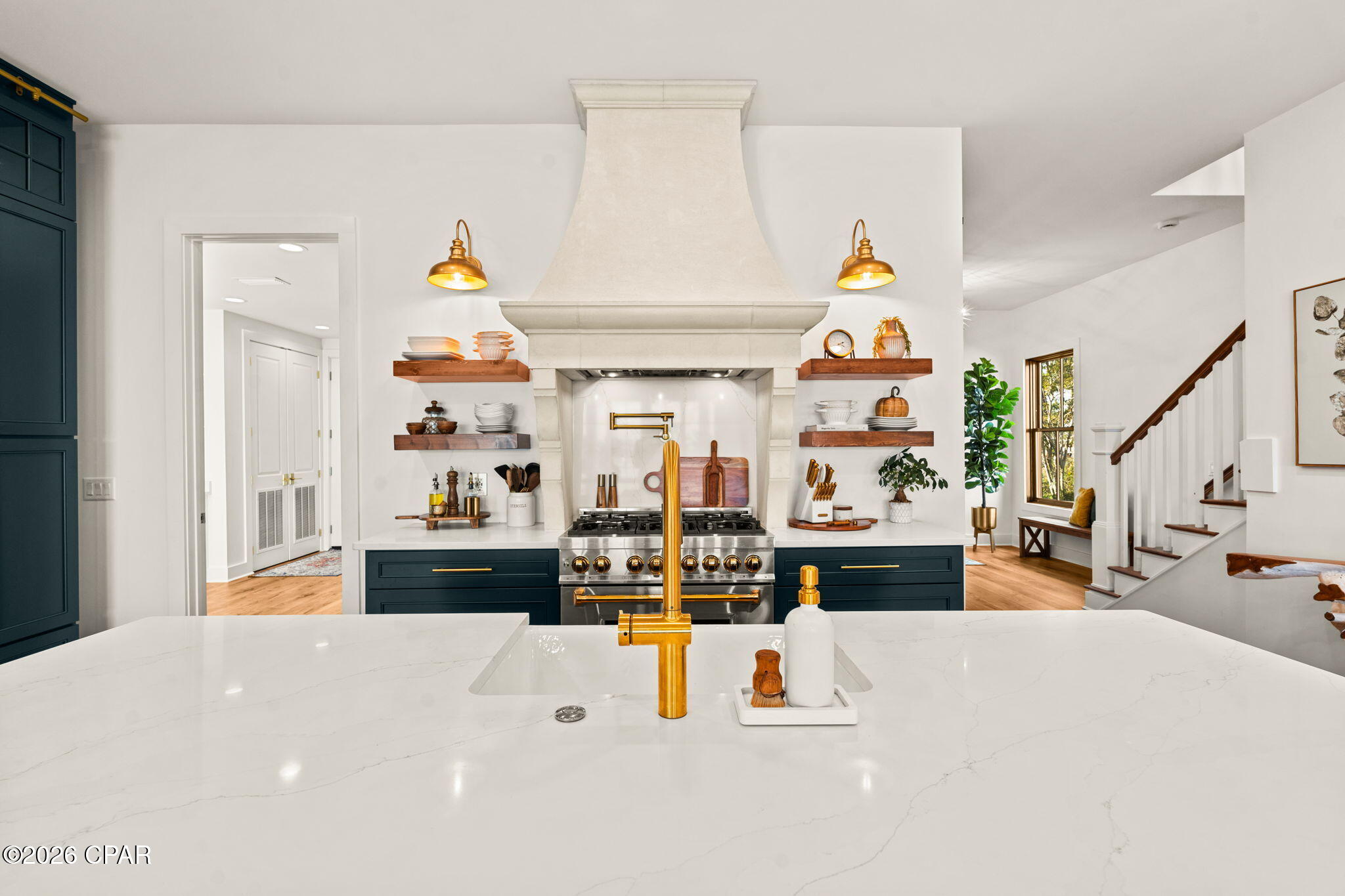 2821 Annette Avenue, Beach